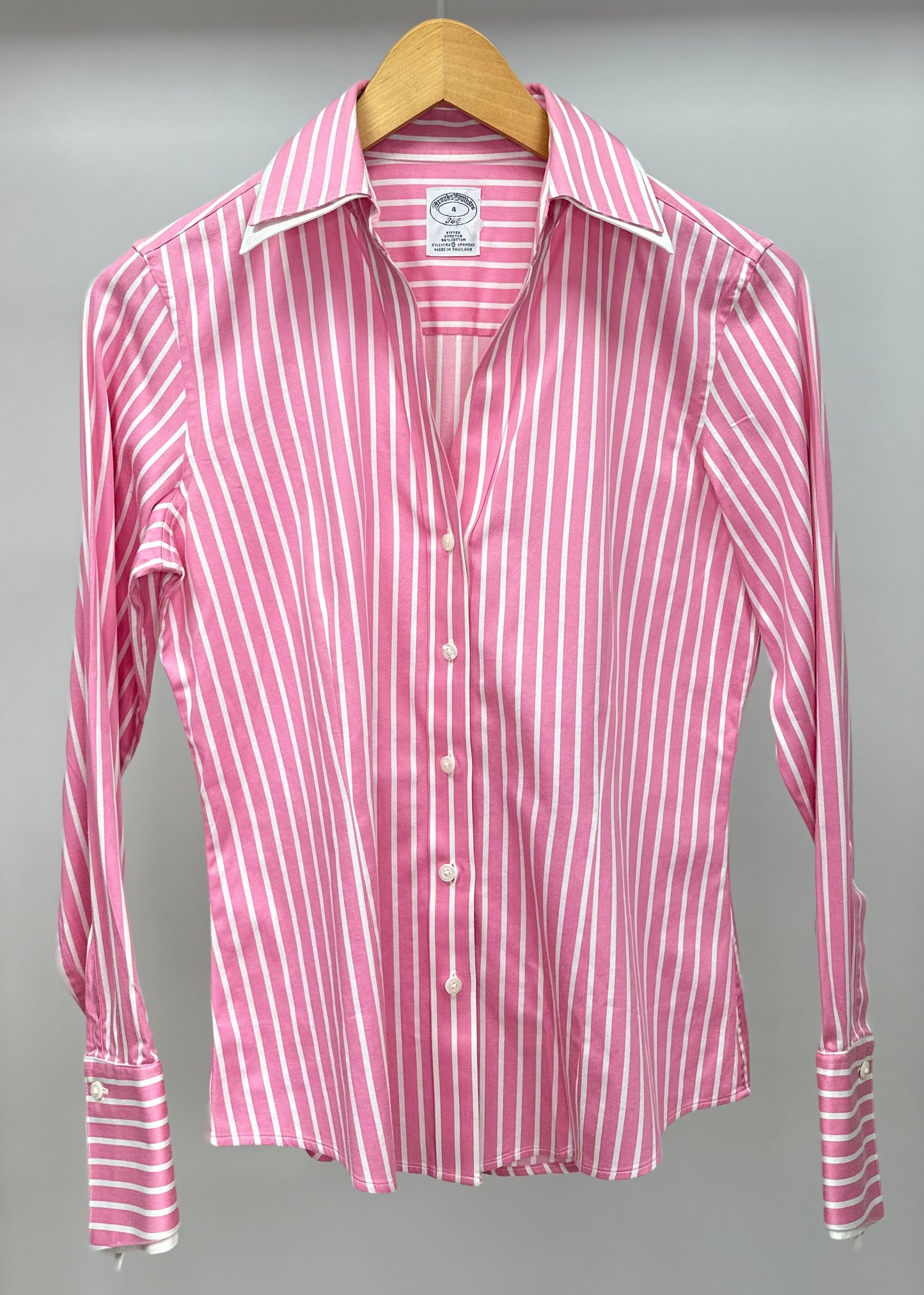 Camisa de mujer Brooks Brothers 🐑 color rosado con rayas en color blanco Talla S Entalle Regular