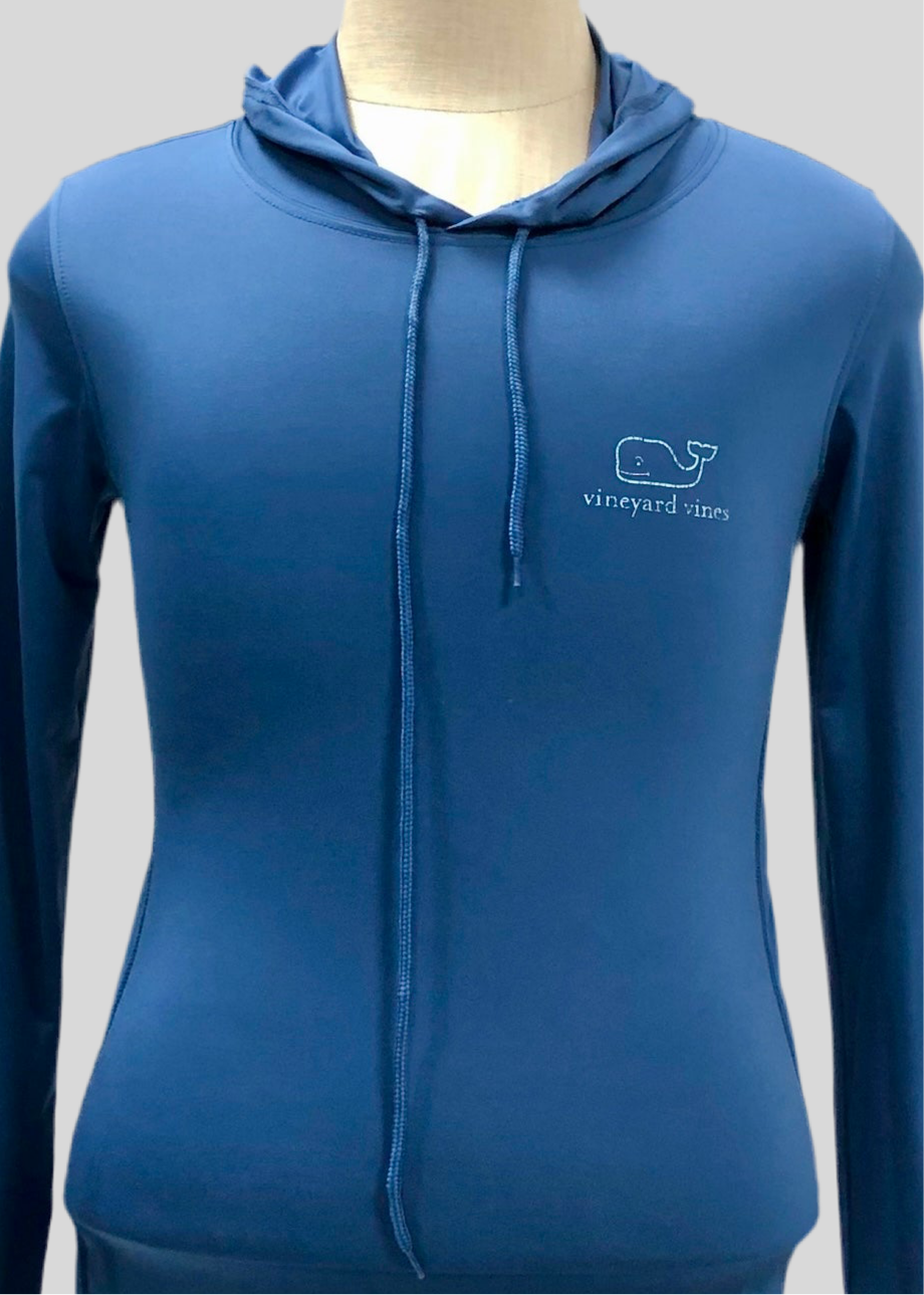 Camiseta con capucha Vineyard Vines 🐳 Tela Performance color azul Talla S Entalle Regular (ver descripción)