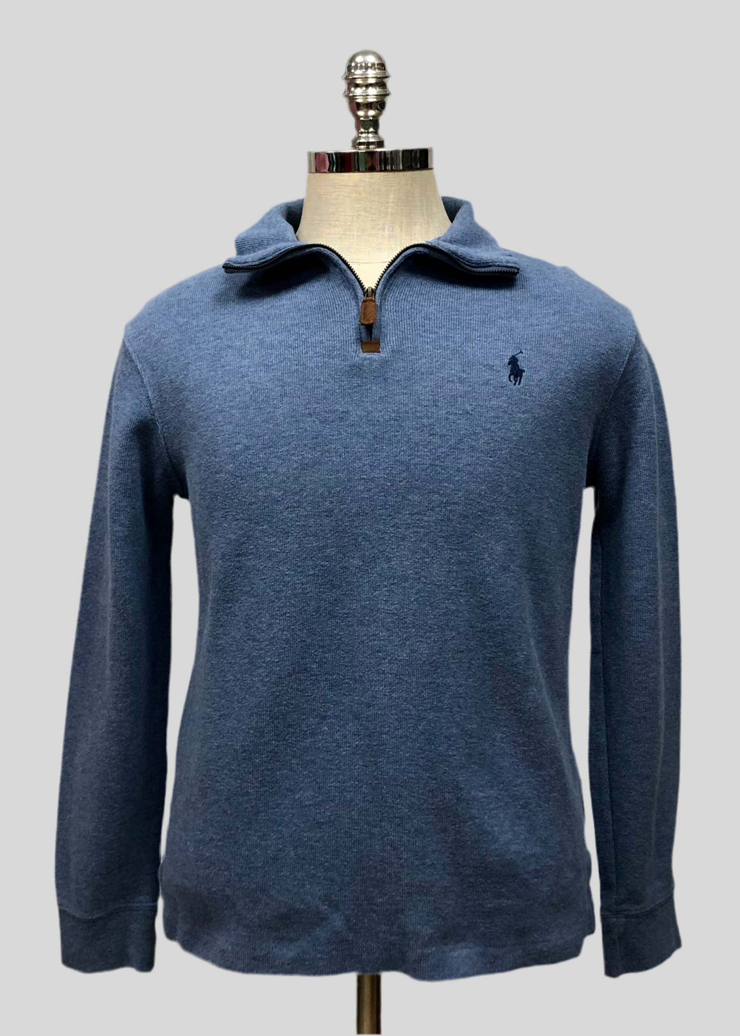 Sueter Jersey Polo Ralph Lauren 🏇🏼 color azul claro con logo en azul Talla S