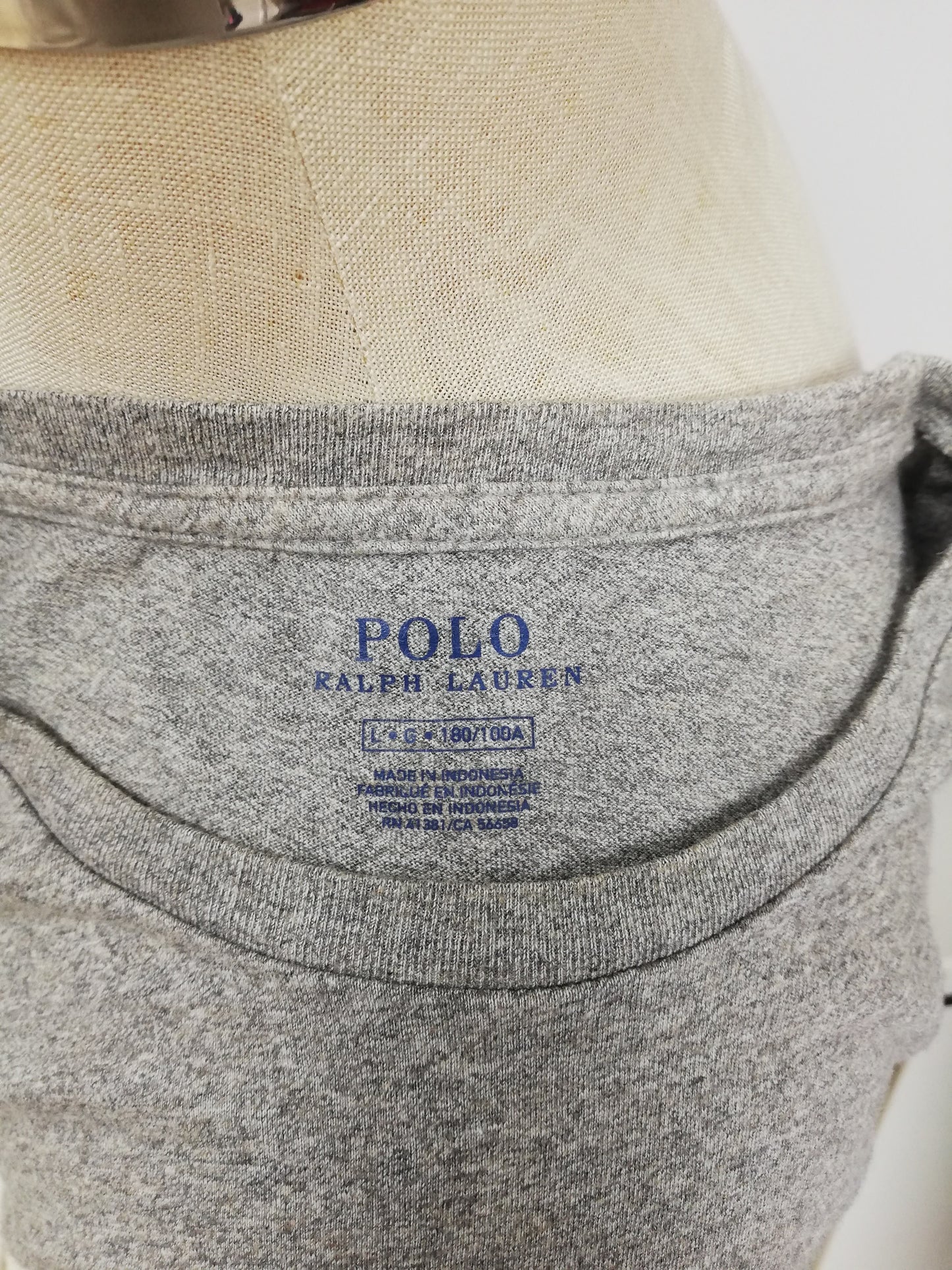 Camiseta cuello redondo Polo Ralph Lauren 🏇🏼 color gris claro manga larga Talla L Entalle Regular