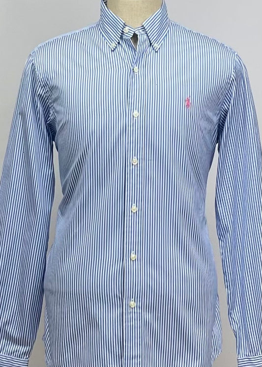 Camisa Polo Ralph Lauren 🏇🏼 con patrón de rayas en celeste y blanco Talla M Entalle Regular