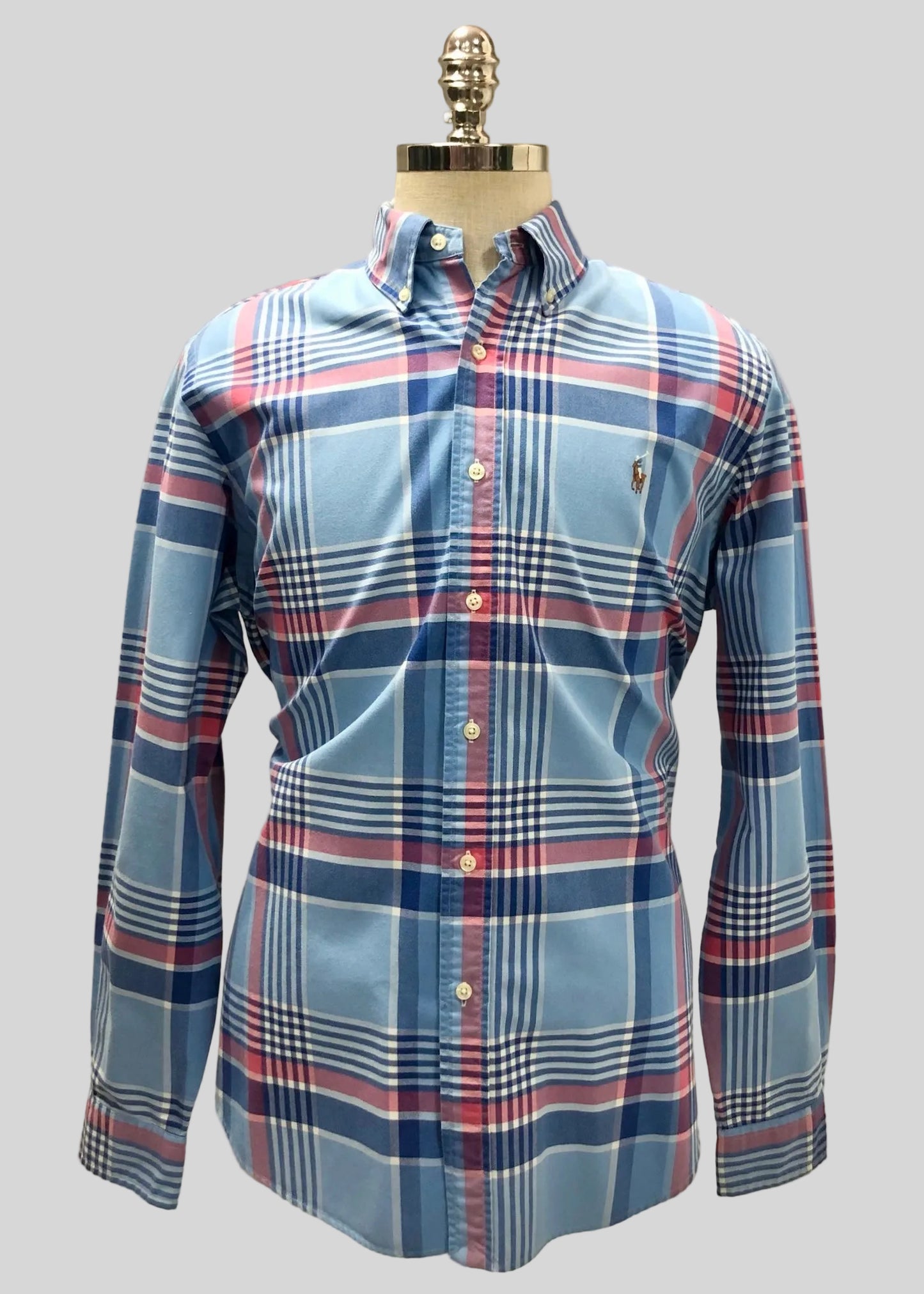 Camisa Polo Ralph Lauren 🏇🏼 Oxford con patron de cuadros tartán en color celeste, azul y rosado Talla L Entalle Regular