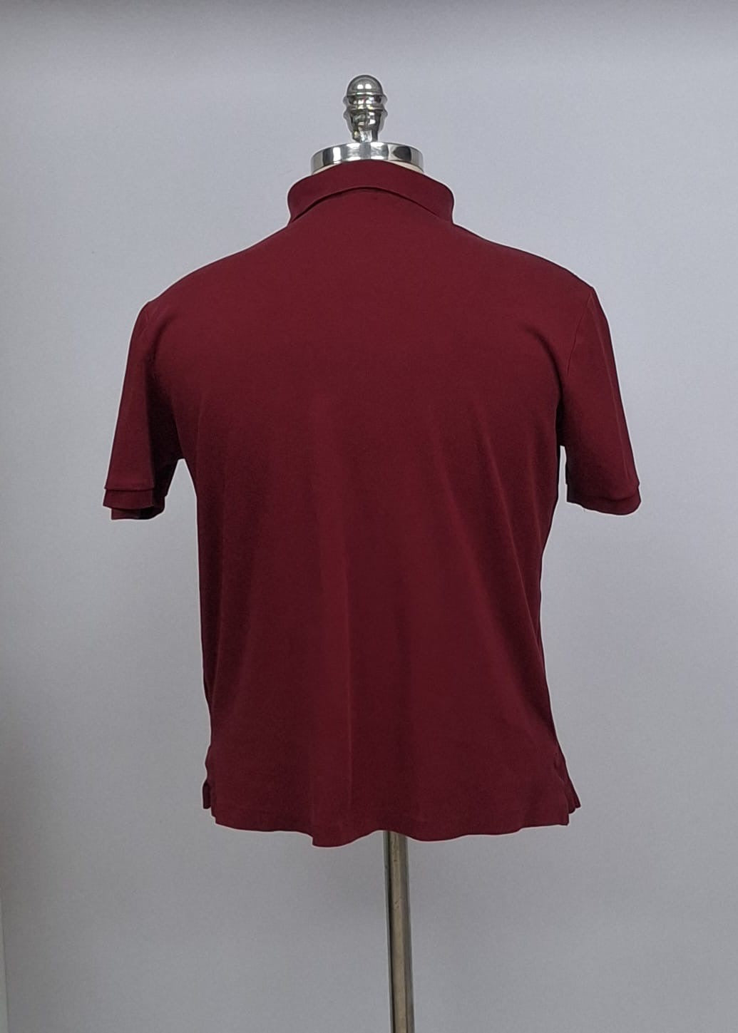 Camiseta Polo Ralph Lauren 🏇🏼 color rojo oscuro Talla M Entalle Clásico