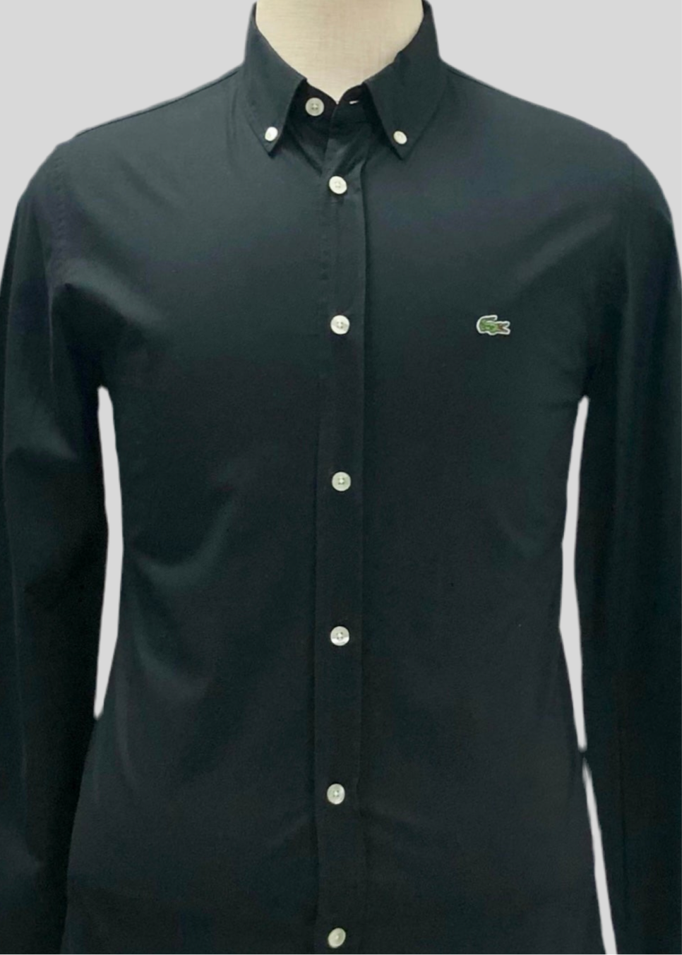 Camisa de botones Lacoste 🐊 color negro Talla S Entalle Slim Fit