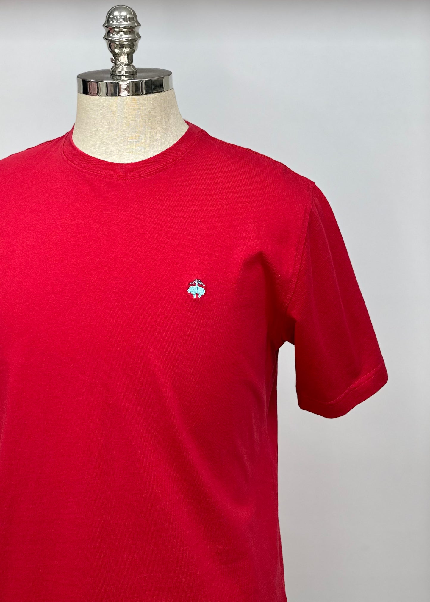 Camiseta cuello redondo Brooks Brothers 🐑 color rojo y logo celeste Talla Large