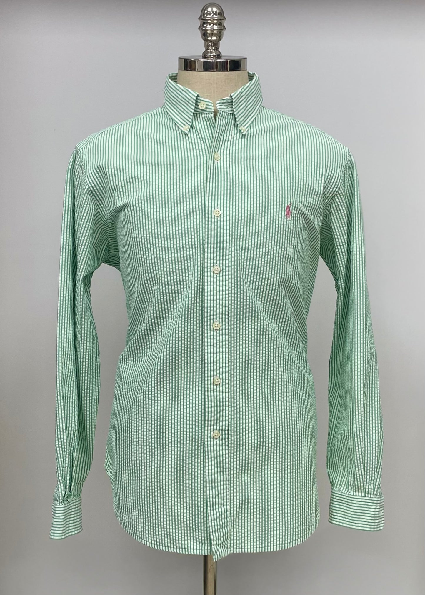 Camisa Polo Ralph Lauren 🏇🏼  Color blanco con patrón de rayas en verde Seersucker Talla L Entalle Clásico