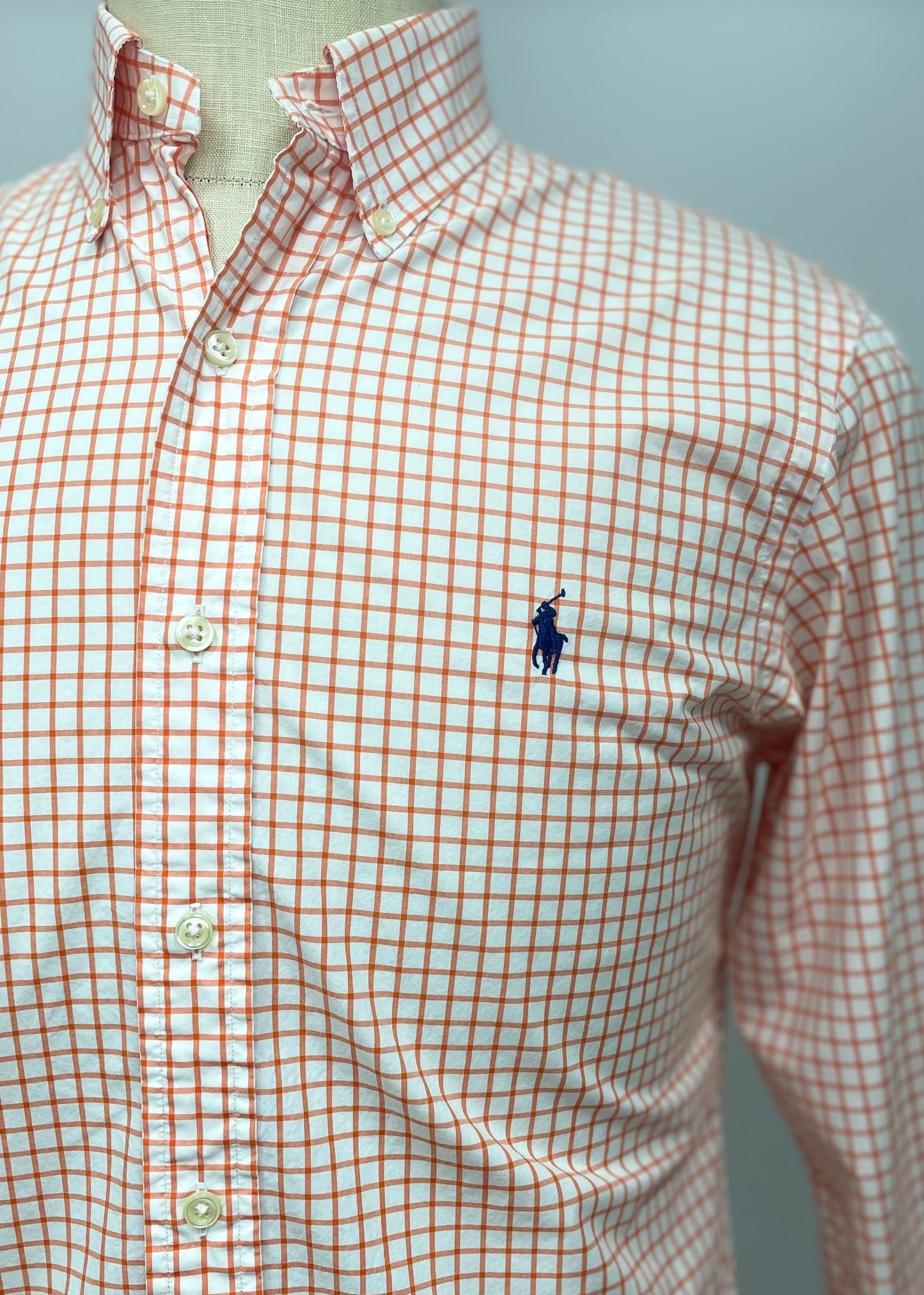Camisa Polo Ralph Lauren 🏇🏼 color blanco con patron de cuadros naranja Talla M Entalle Slim Fit
