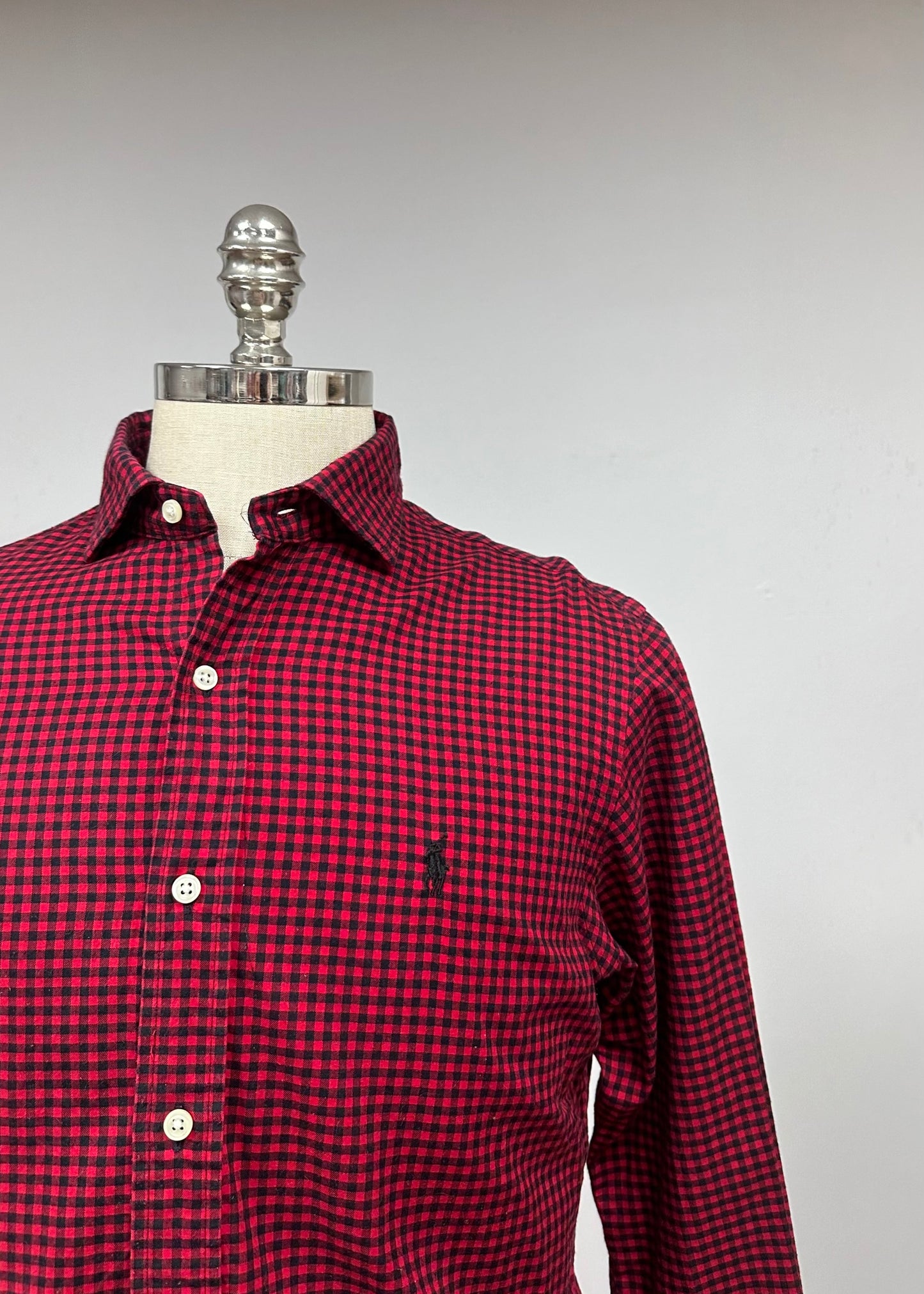 Camisa Polo Ralph Lauren 🏇🏼 con patron de cuadros gingham rojo y negro Talla XL Entalle Clásico