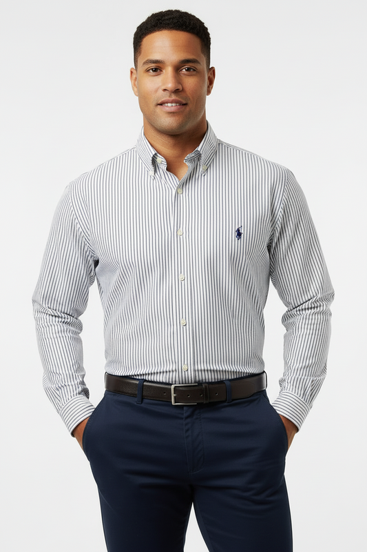 Camisa Polo Ralph Lauren 🏇🏼 Color blanco de rayas en color morado y negro Talla XL Entalle Clásico