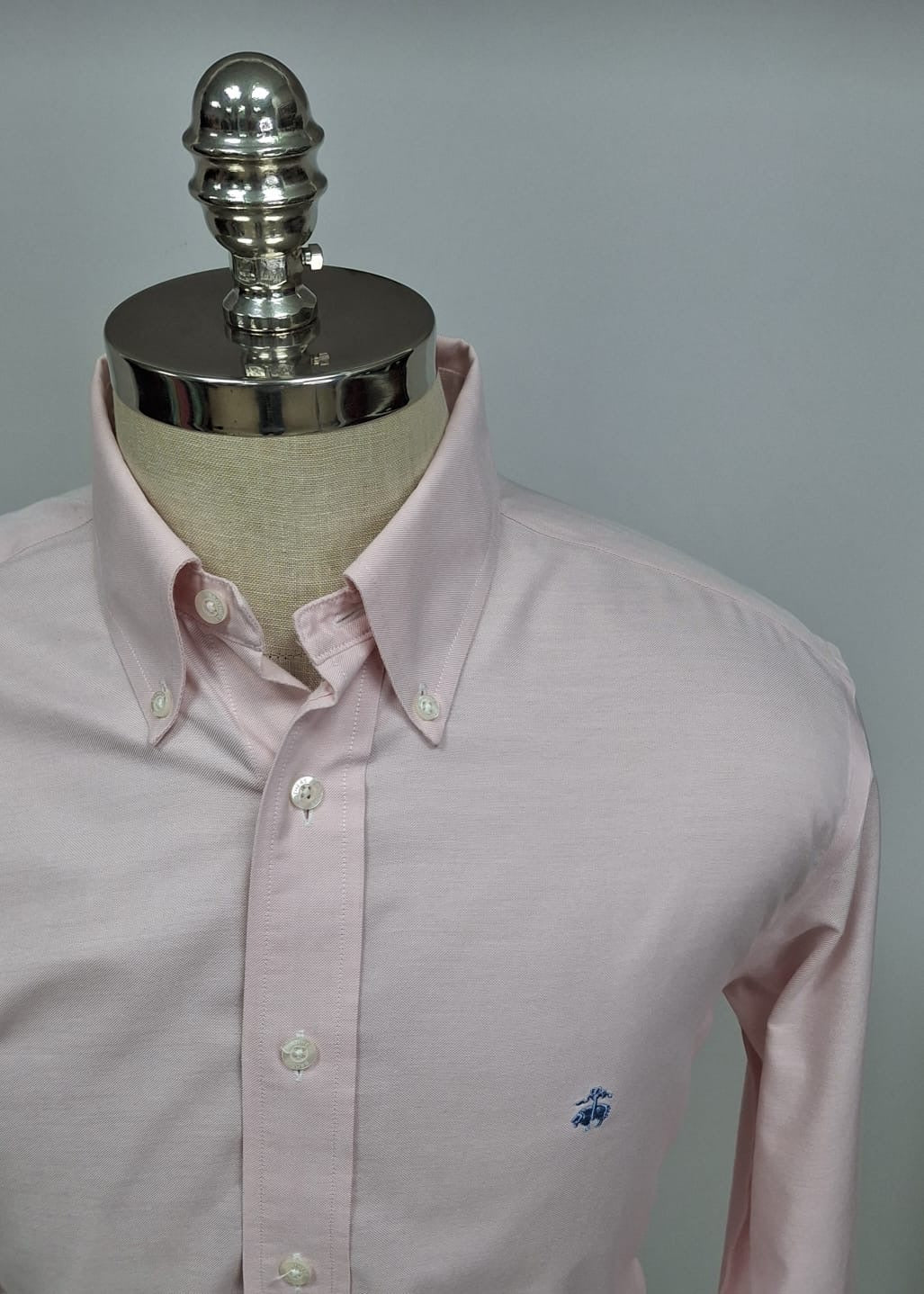 Camisa Brooks Brothers 🐑 color rosado claro tornasol Talla M Entalle Regular