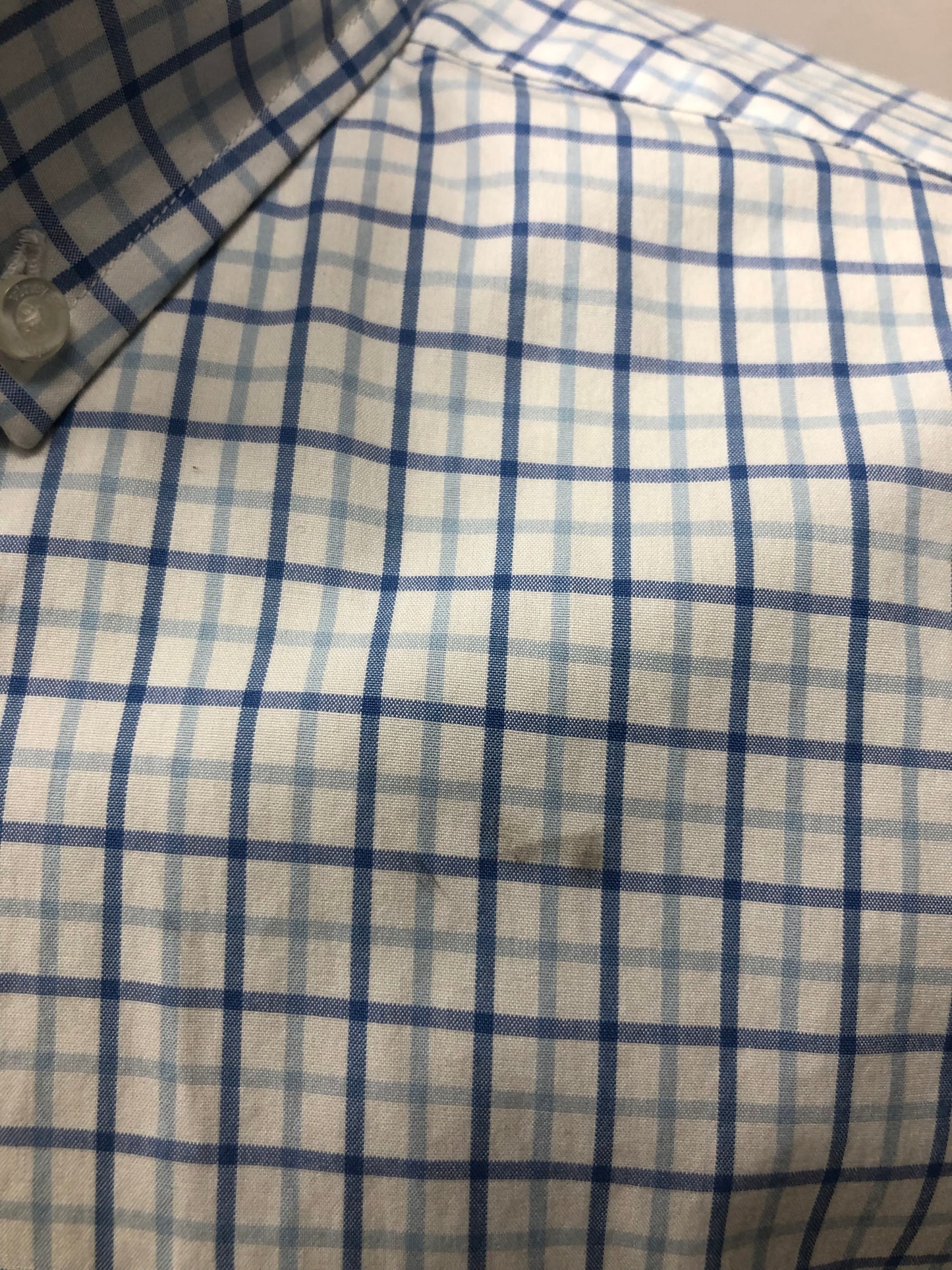 Camisa de botones Vineyard Vines 🐳 color blanco de cuadros en color celeste y azul Talla L Entalle Clasico (ver descripción)