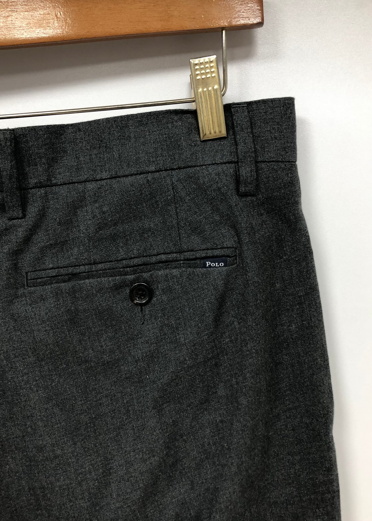 Pantalon de vestir Polo Ralph Lauren Color gris oscuro Talla 33 Corte Stretch Straight Fit (Recto)