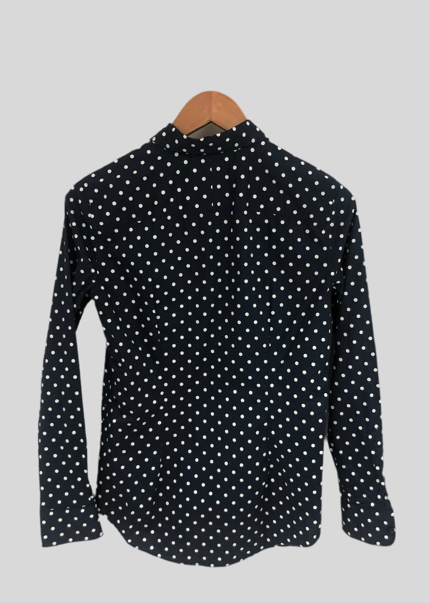 Camisa de mujer Polo Ralph Lauren 🏇🏼 Color negro con puntos en color blanco Talla S Entalle Regular