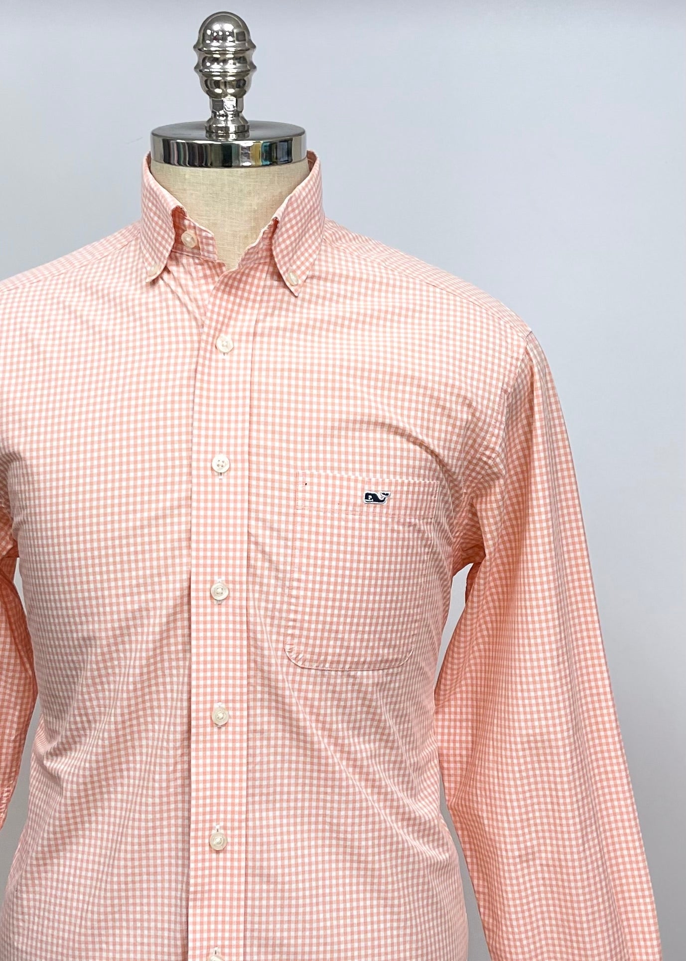 Camisa de botones Vineyard Vines 🐳 de cuadros en color naranja claro y blanco Talla M Entalle Regular