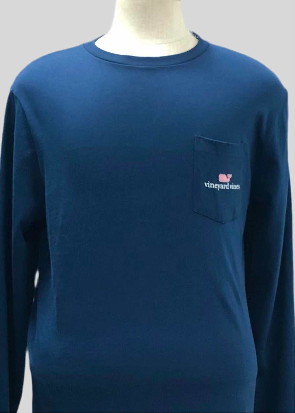 Camiseta cuello redondo Vineyard Vines 🐳 color azul navy con Diseño de ballena Talla M