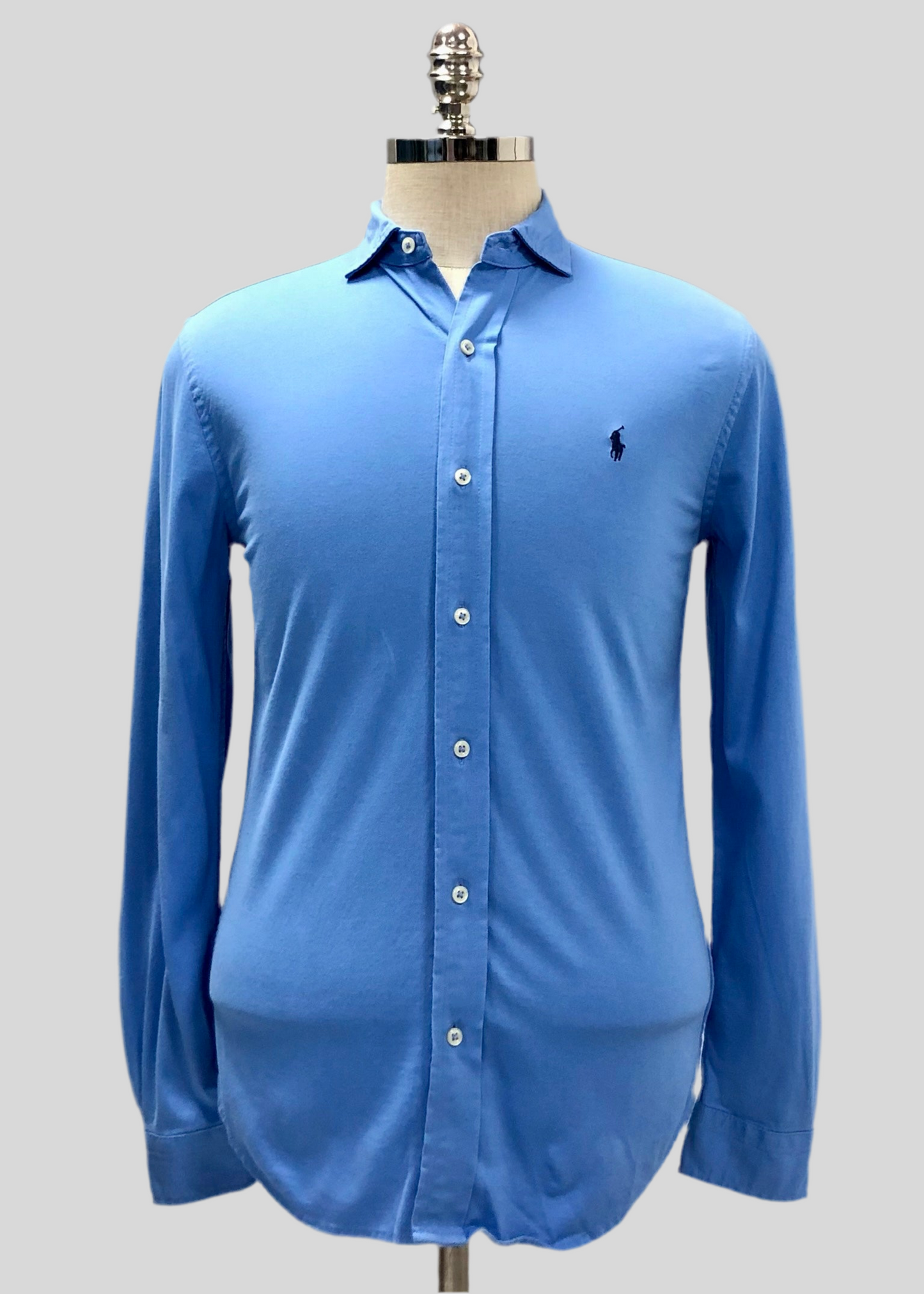 Camisa de botones Polo Ralph Lauren 🏇🏼 Performance en color celeste Talla S Entalle Regular (ver descripción)