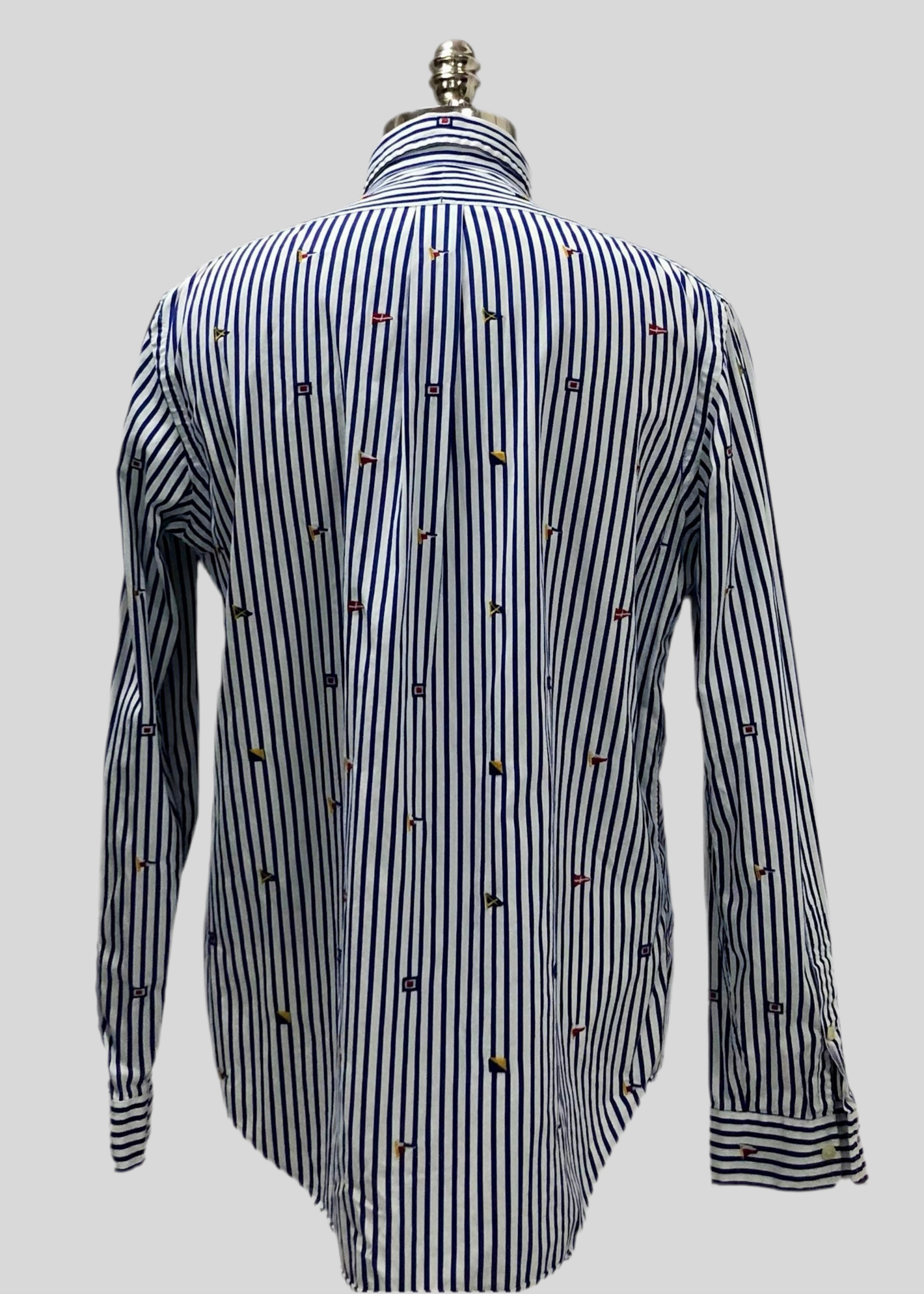 Camisa de botones Polo Ralph Lauren 🏇🏼 color blanco de rayas azul navy con logo de banderas Talla L Entalle Regular (ver descripción)