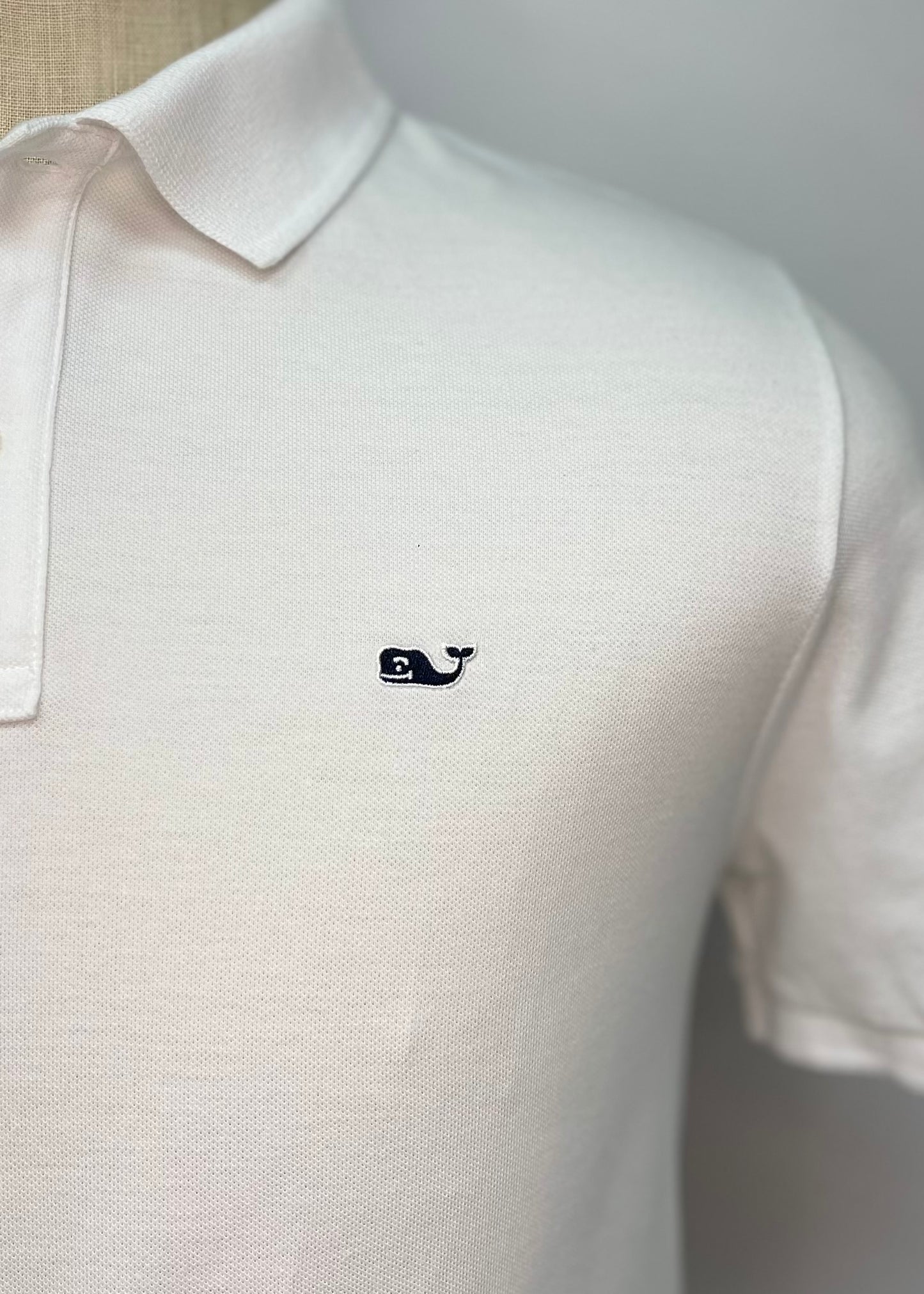 Camiseta Polo Vineyard Vines 🐳 color blanco Talla S Entalle Clásico