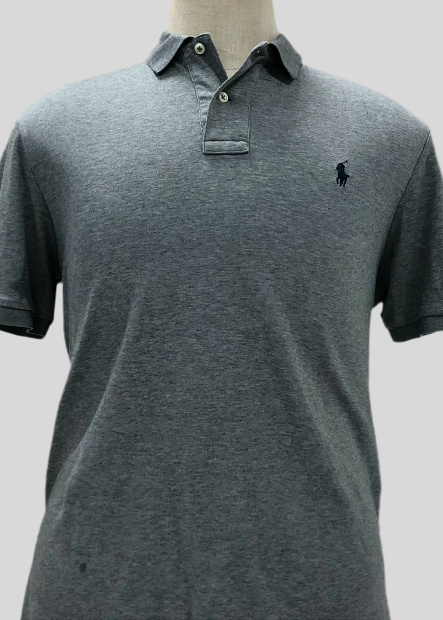 Camiseta Polo Ralph Lauren 🏇🏼Tela Pima color gris Talla L Entalle Regular