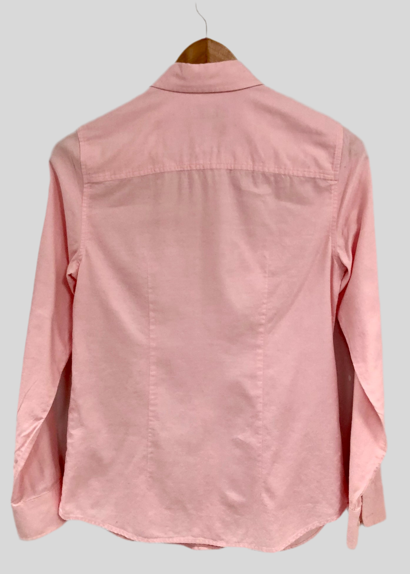 Camisa de mujer Vineyard Vines 🐳 Color rosado claro Talla XS (0) Entalle Regular