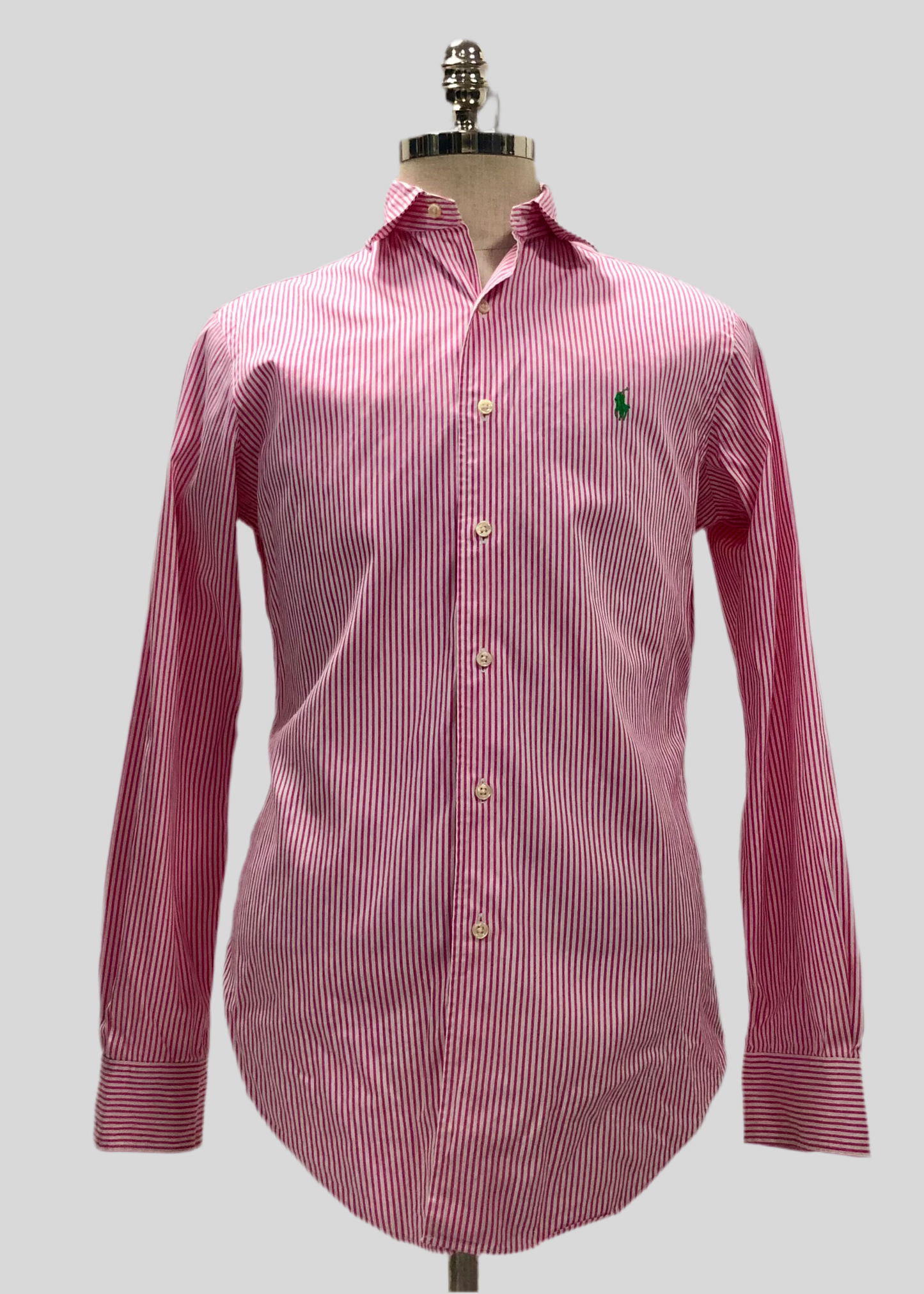 Camisa Polo Ralph Lauren 🏇🏼 color blanco con rayas en color rosado oscuro Talla S Entalle Regular