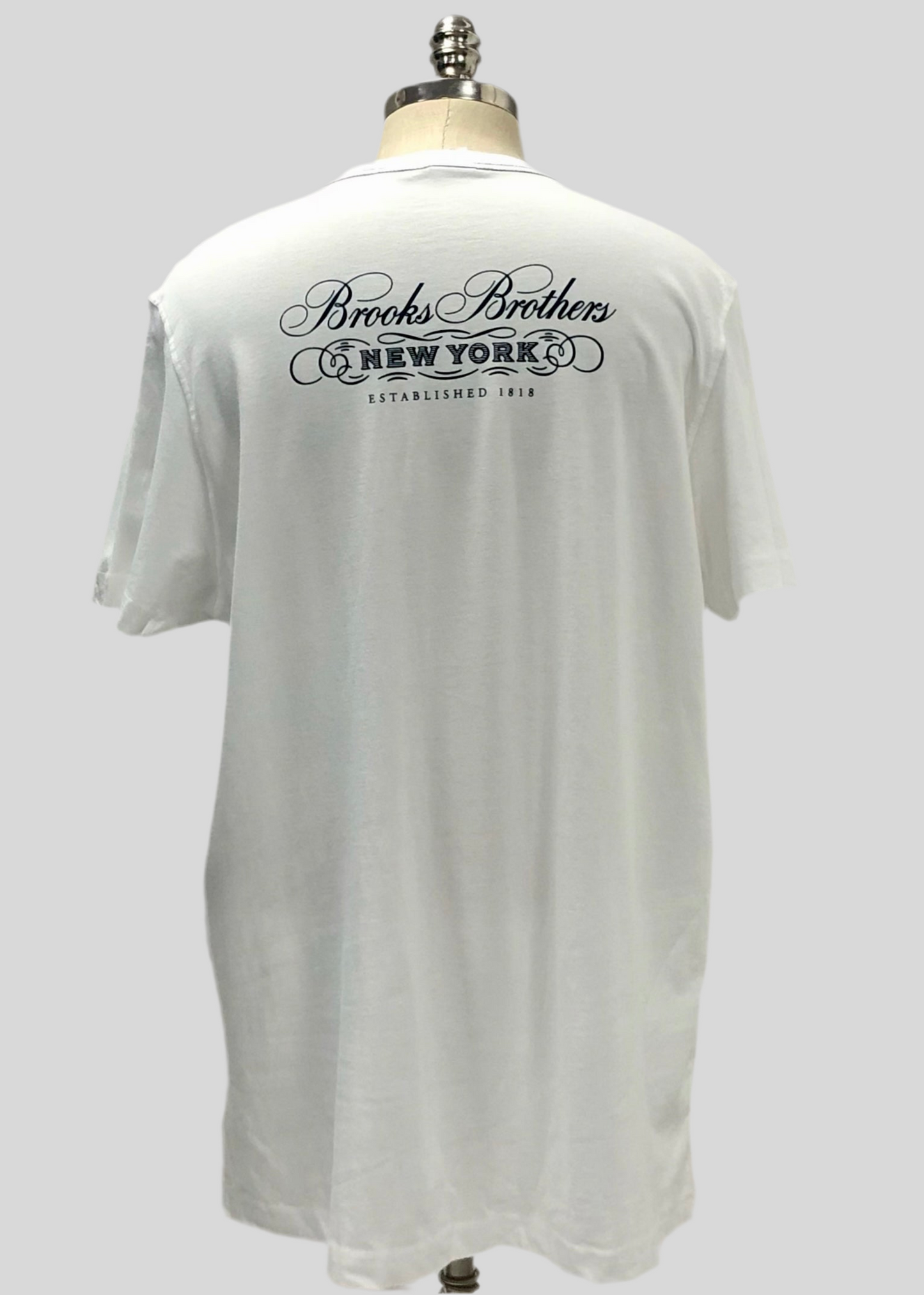 Camiseta cuello redondo Brooks Brothers 🐑 color blanco y logo en azul navy Talla XL