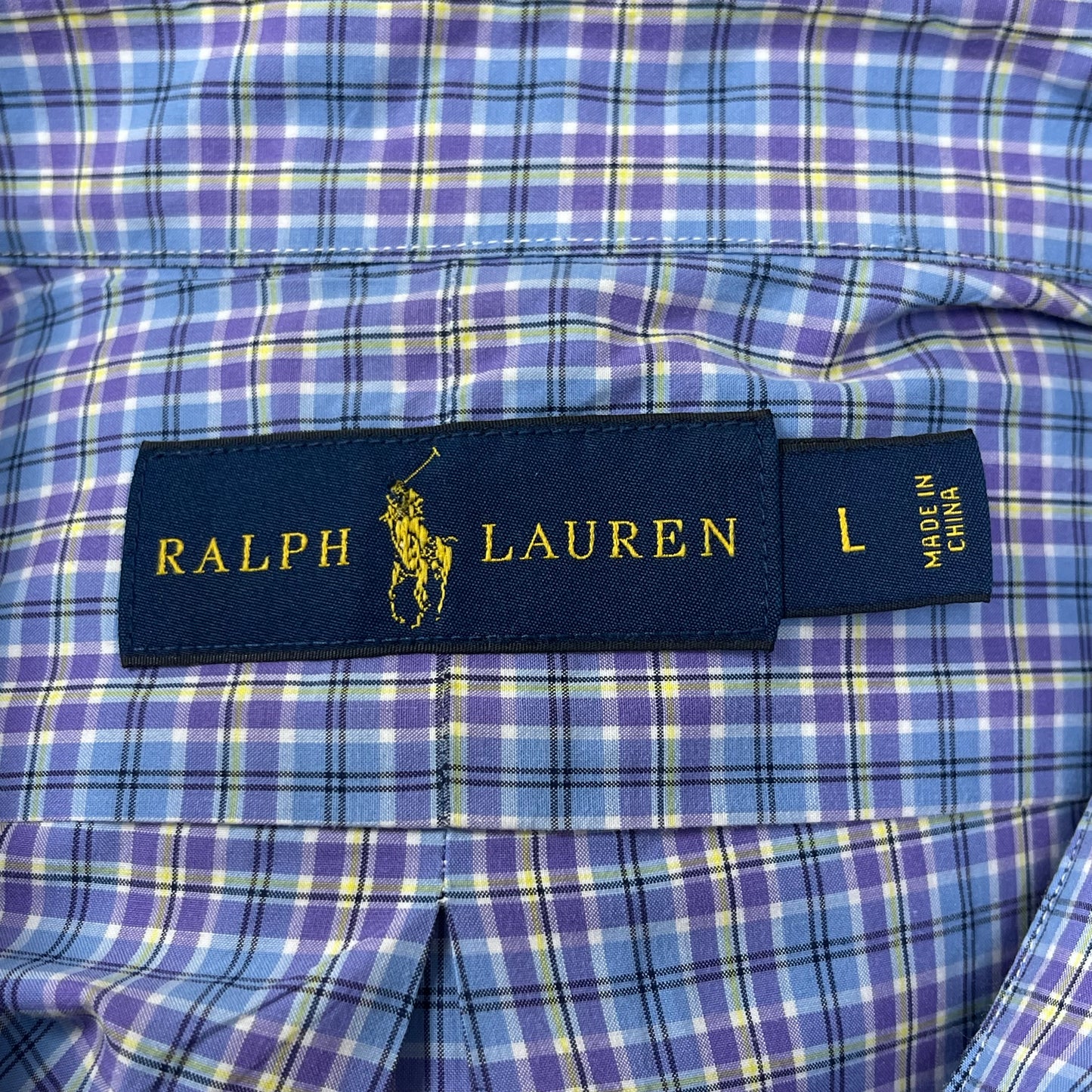 Camisa Polo Ralph Lauren 🏇🏼 con patron de cuadros en color azul, morado y Blanco Talla L Entalle Regular