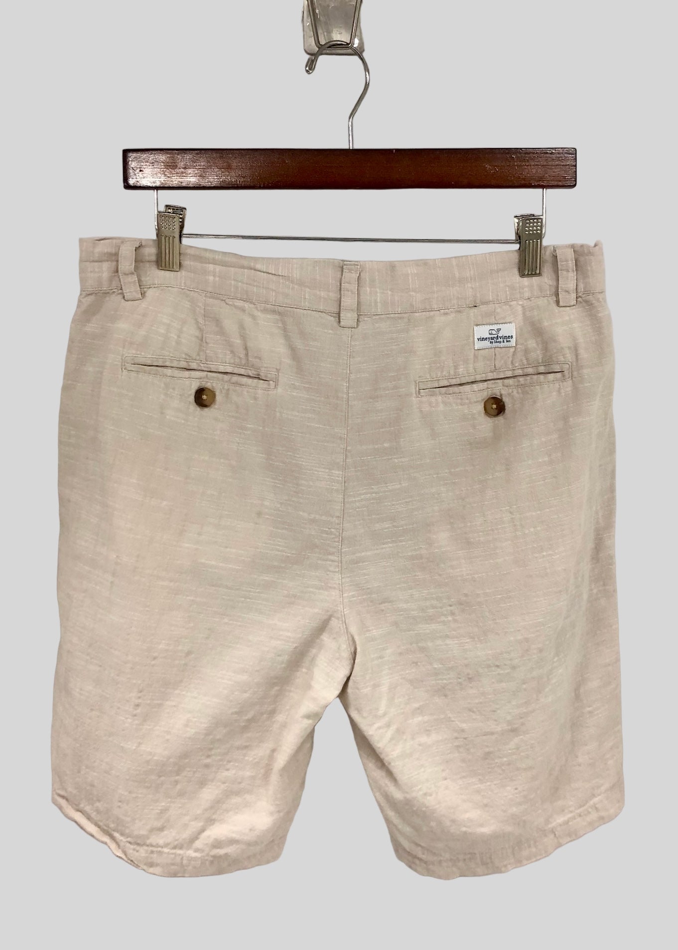 Short Casual Vineyard Vines 🐳 color crema talla 32