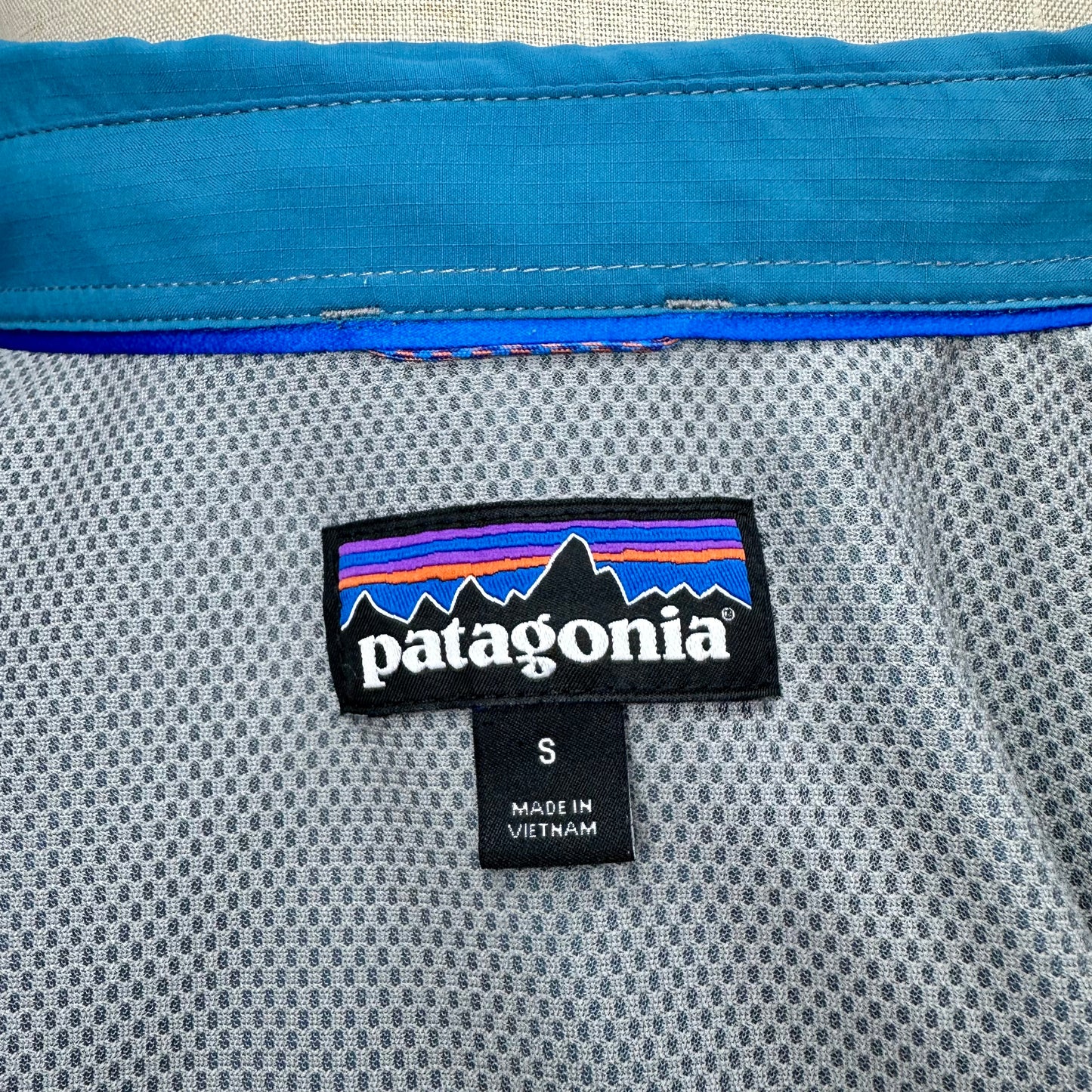 Camisa Patagonia 🏔 color azul turquesa Manga larga Talla S