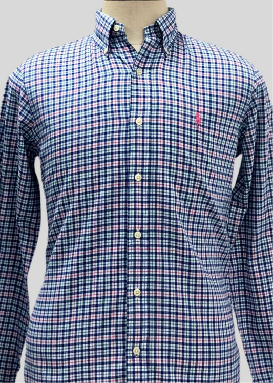 Camisa Polo Ralph Lauren 🏇🏼 color blanco con patron de cuadros rosado, verde y azul Talla S Entalle Regular