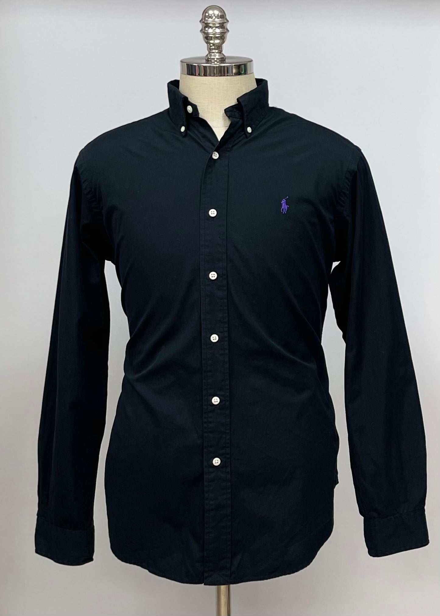 Camisa de botones Polo Ralph Lauren 🏇🏼 en color negro Talla S Entalle Clásico