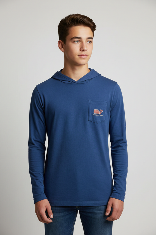 Camiseta de niño con capucha marca Vineyard Vines 🐳 color azul grisáceo con Diseño de Futbol americano Talla L