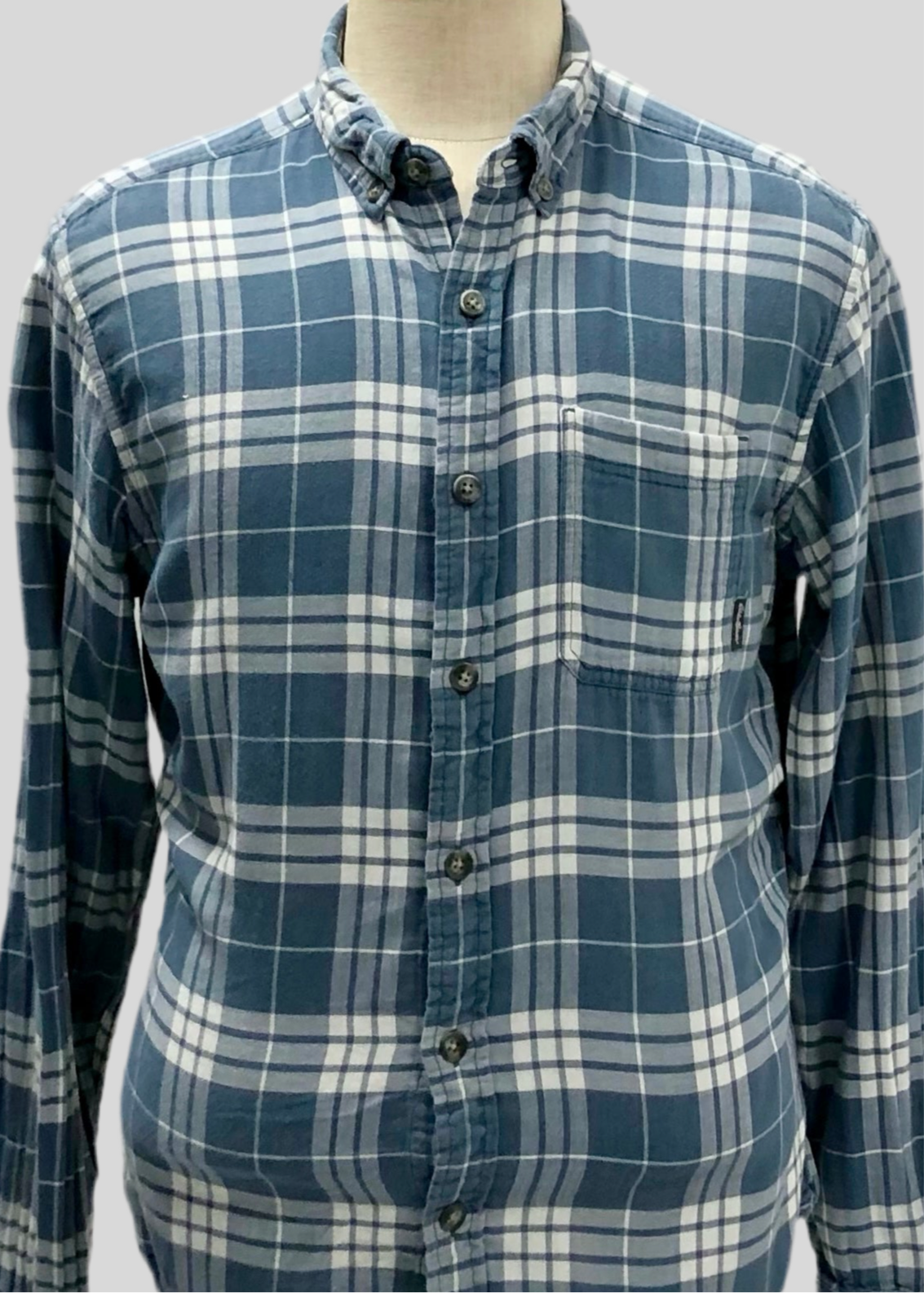 Camisa de botones Eddie Bauer 🇩🇪 de cuadros en color azul grisáceo y blanco Talla L Entalle Regular