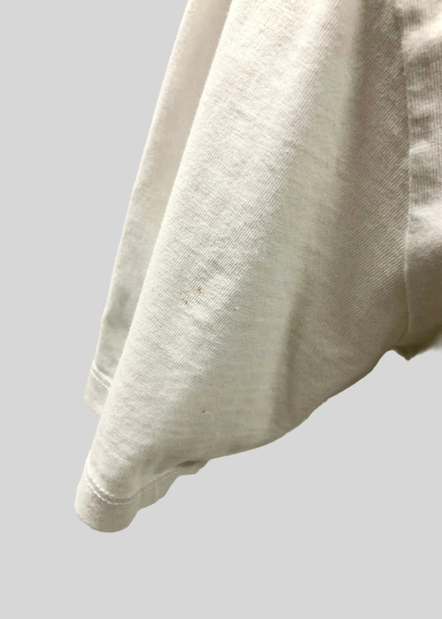 Camiseta cuello redondo Vineyard Vines 🐳 color blanco con diseño de ballena en azul navy Talla S (ver descripción)