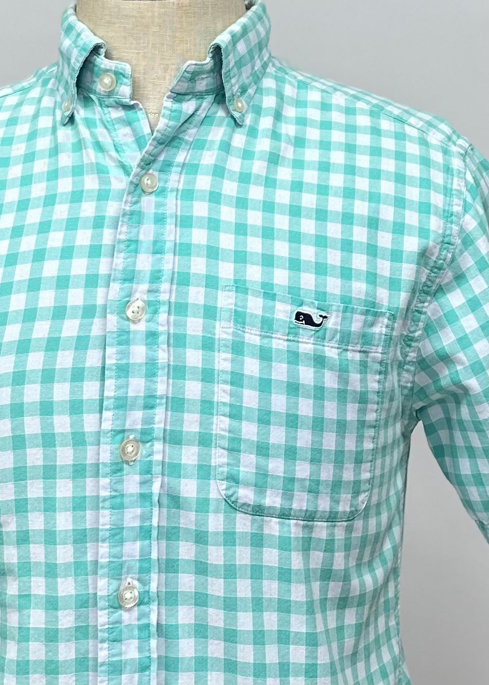 Camisa Vineyard Vines 🐳 con patrón de cuadros en color turquesa y blanco Talla S Entalle Clásico