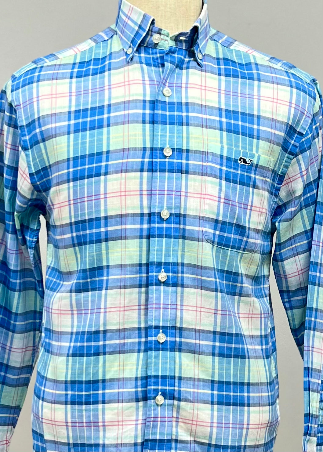 Camisa de botones Vineyard Vines 🐳 de cuadros en color celeste, turquesa y blanco Talla S Entalle Clásico