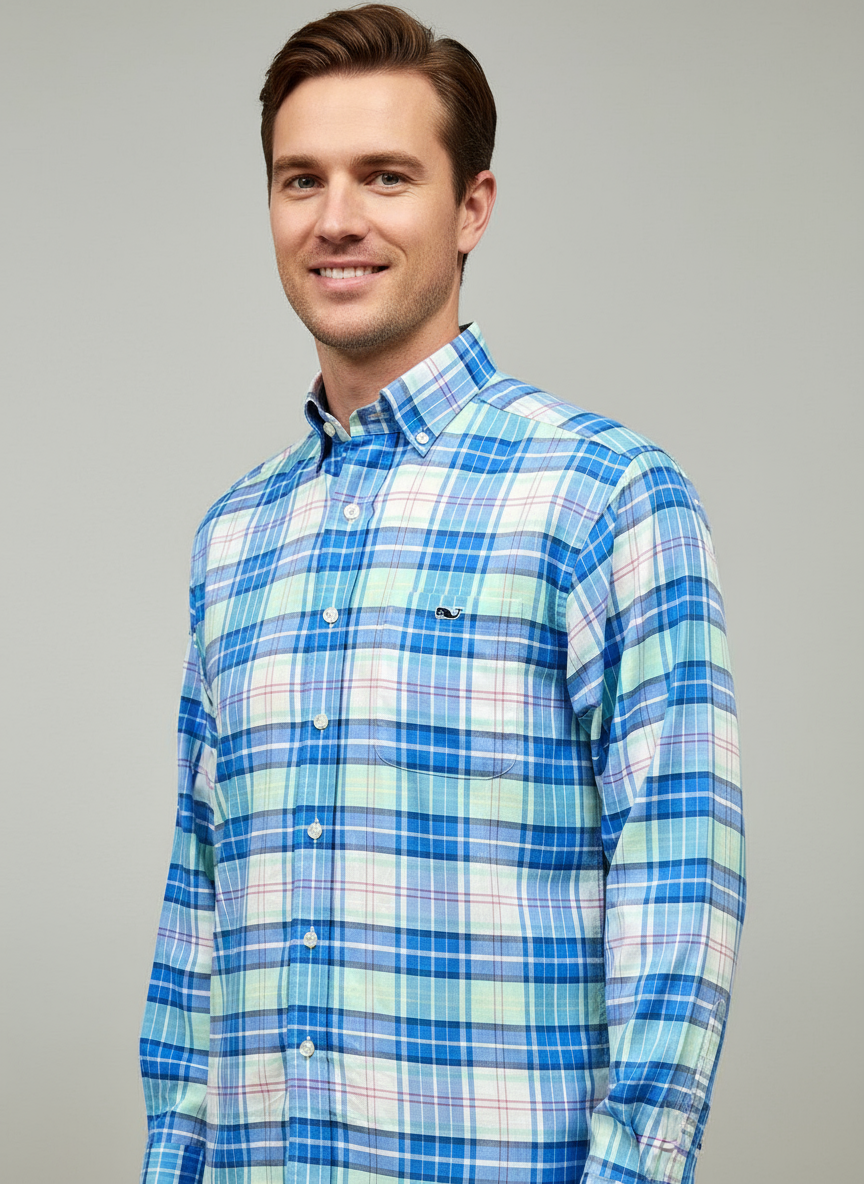 Camisa de botones Vineyard Vines 🐳 de cuadros en color celeste, turquesa y blanco Talla S Entalle Clásico