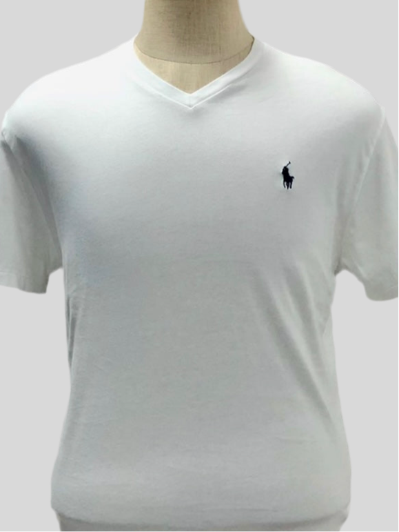Camiseta cuello V Polo Ralph Lauren 🏇🏼 color blanco con logo en azul navy Talla Medium Entalle Clásico