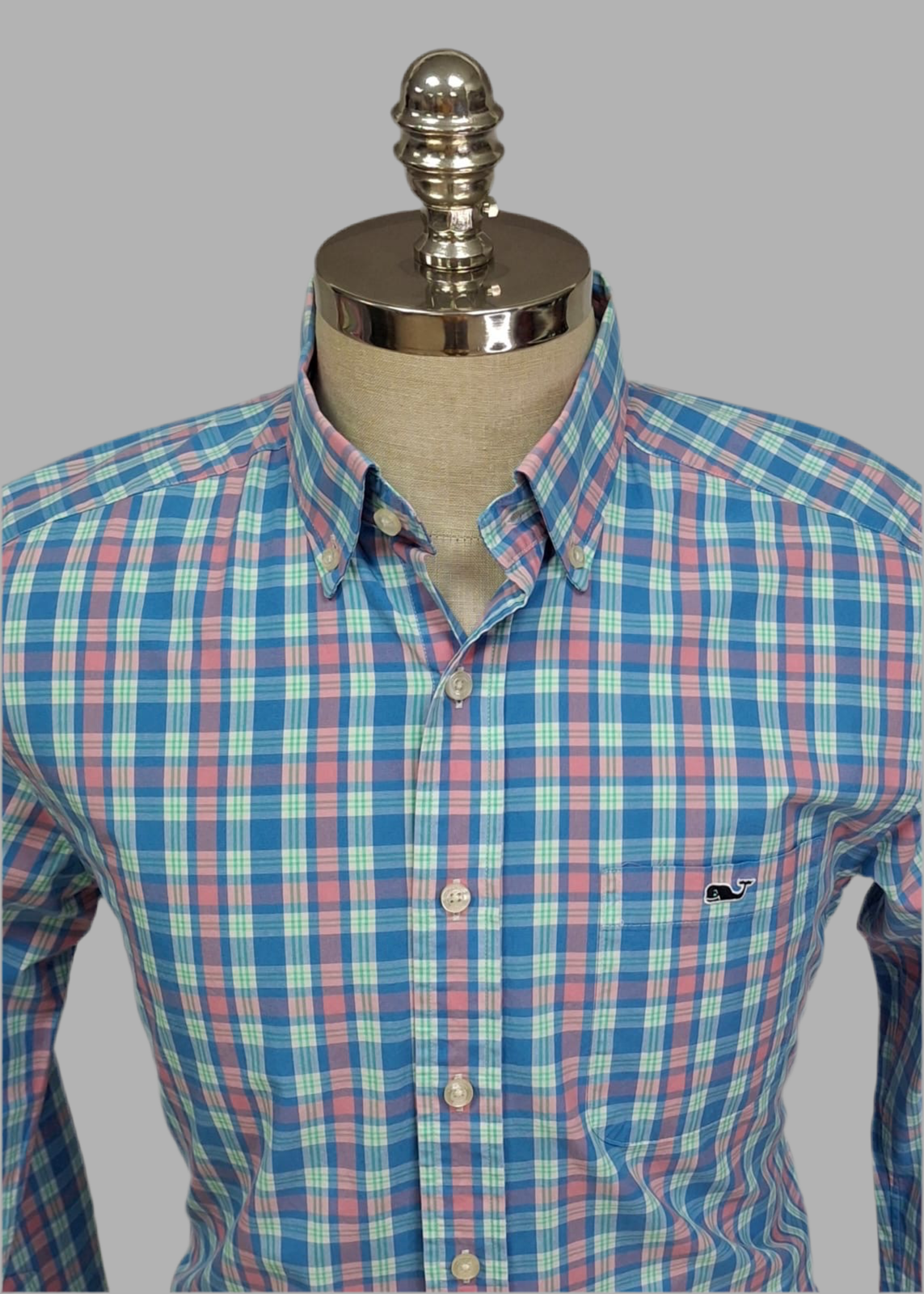 Camisa de botones Vineyard Vines 🐳 de cuadros en color rosado magenta, azul, verde y blanco Talla M Entalle Slim Fit