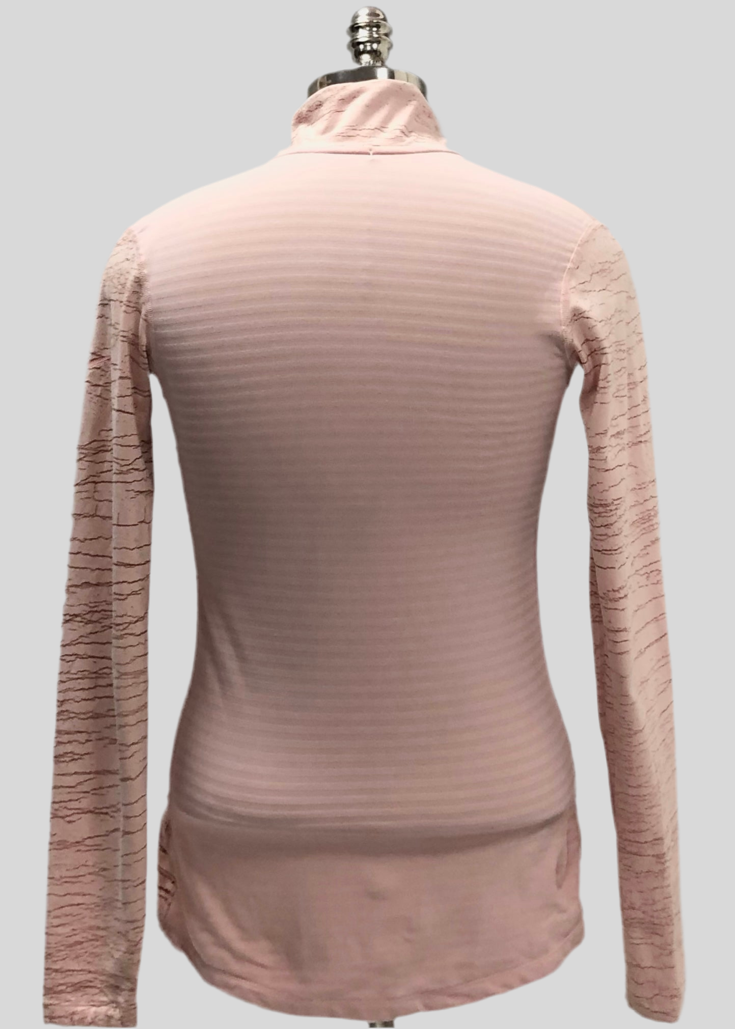 Sueter Jersey de mujer Nike 🏃🏻 color rosado degradado Talla S