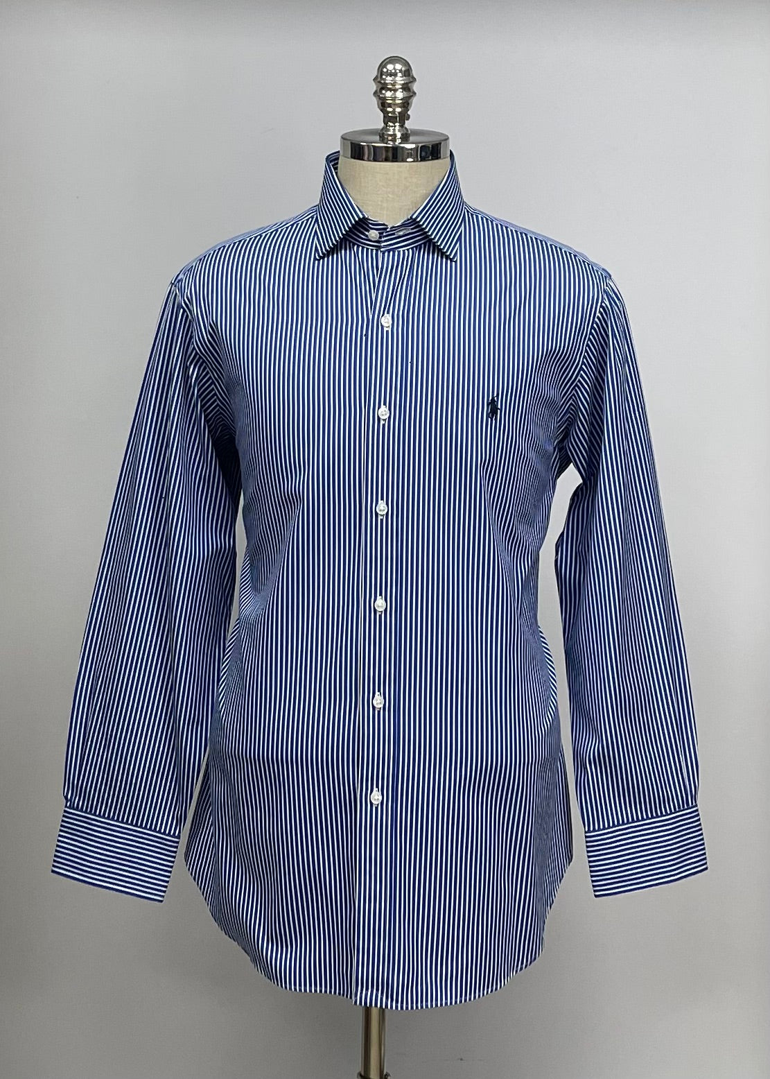 Camisa Polo Ralph Lauren 🏇🏼 color azul con patrón de rayas en blanco Talla L Entalle Slim Fit