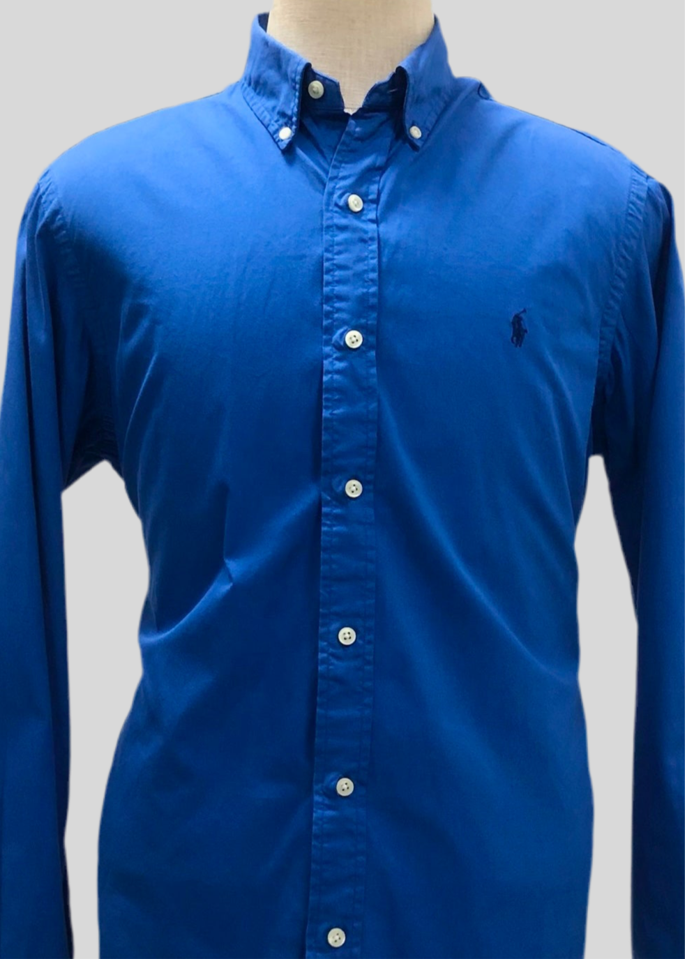 Camisa de botones Polo Ralph Lauren 🏇🏼  en color azul Talla L Entalle Clásico