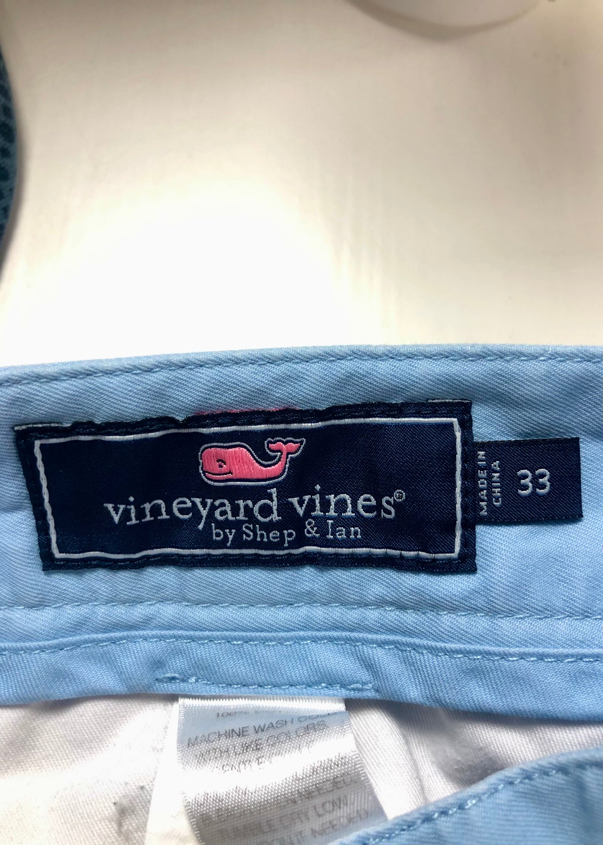 Short Casual Vineyard Vines 🐳 color celeste talla 33 (ver descripción)
