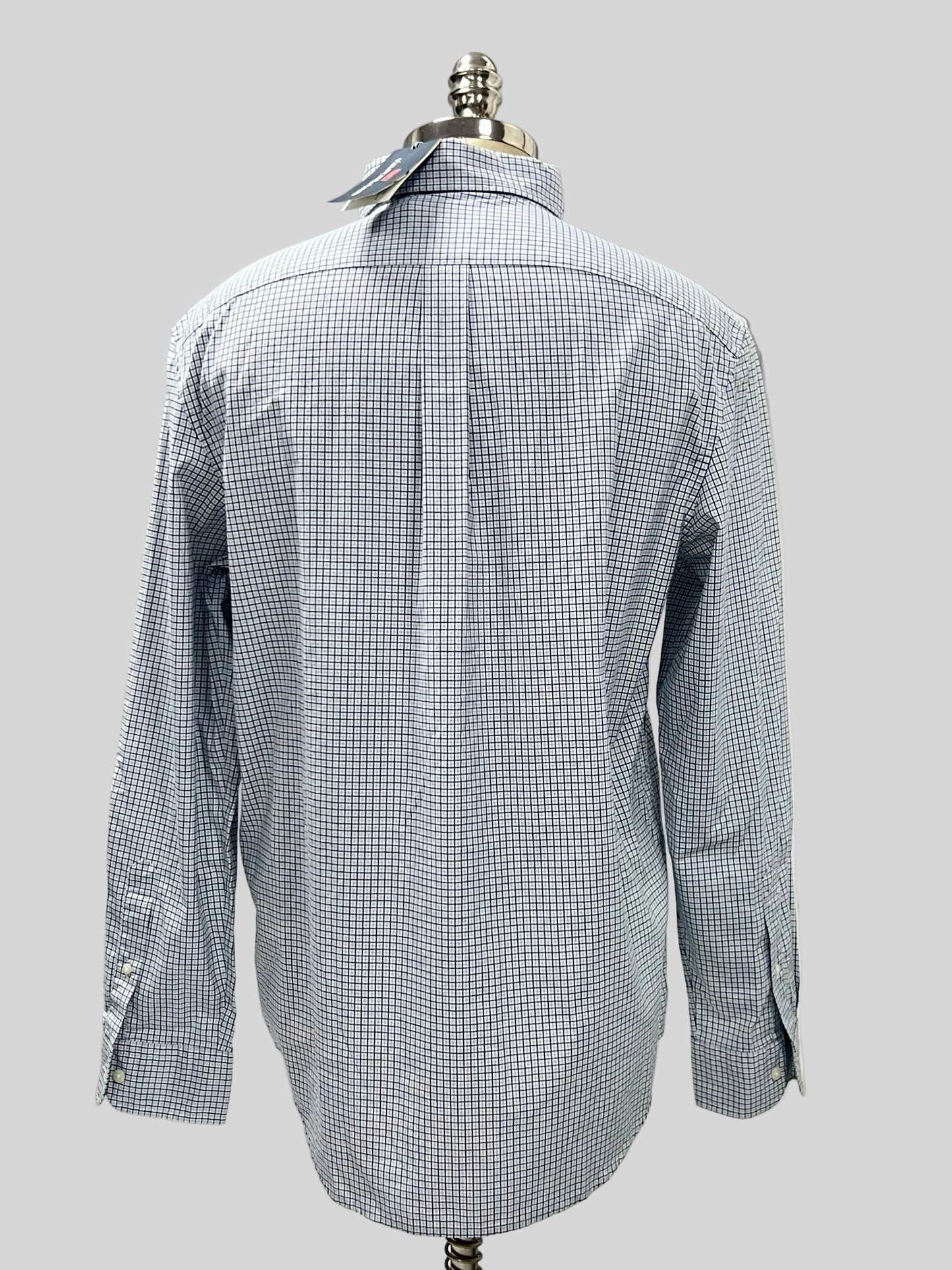 Camisa de botones Vineyard Vines 🐳 de cuadros en color negro y blanco Talla M Entalle Clasico