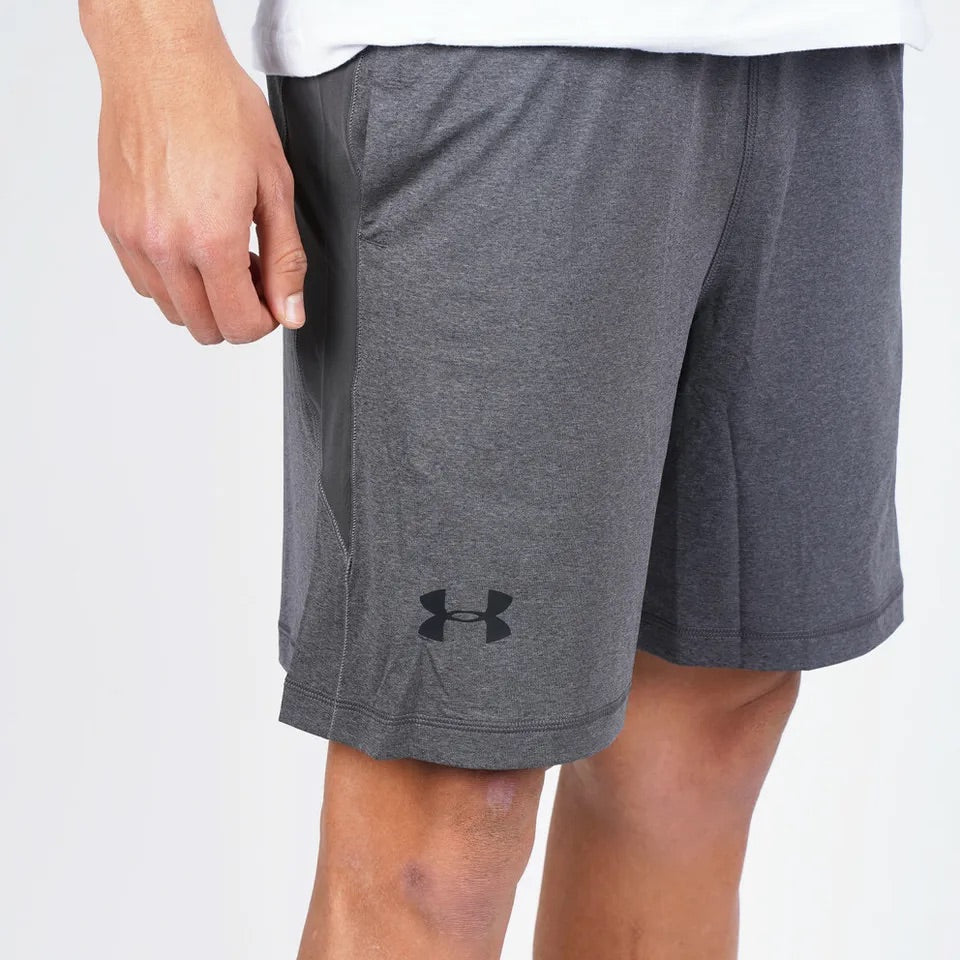 Short Deportivo Under Armour 🏋🏼‍♂️ Tela performance color gris oscuro talla XL