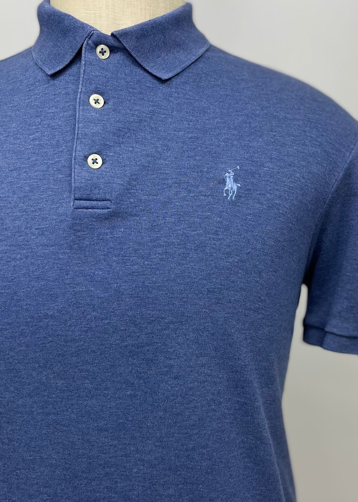 Camiseta Polo Ralph Lauren 🏇🏼 color azul grisáceo Talla M Entalle Clásico