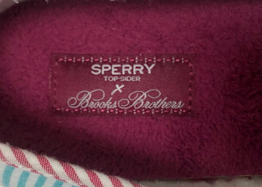 Zapatillas Casuales Brooks Brothers 🐑 De rayas multicolor con detalle de logo en rojo Talla 10