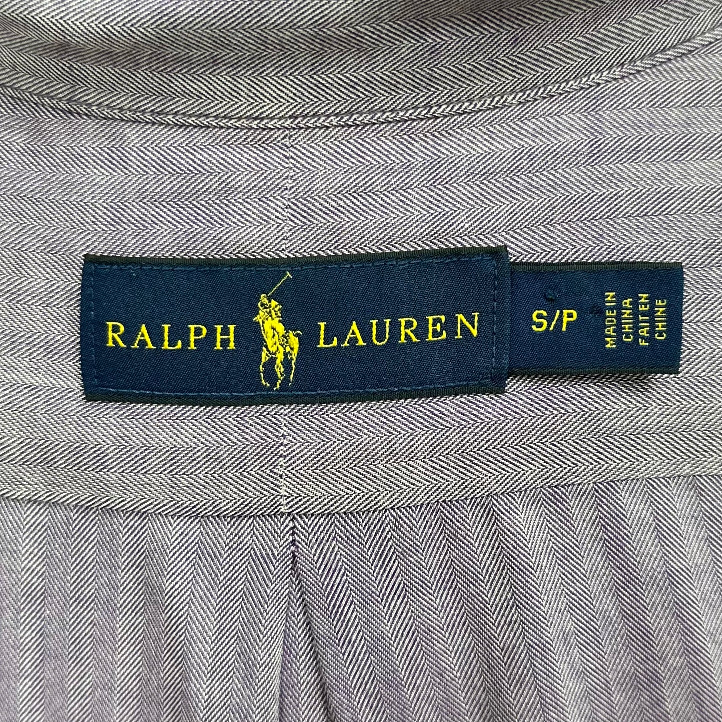 Camisa de botones Polo Ralph Lauren 🏇🏼 con finas rayas en color lila Talla S Regular