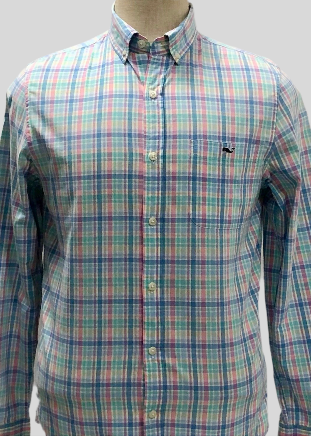 Camisa de botones Vineyard Vines 🐳 color blanco de cuadros en color celeste, azul y rosado Talla S Entalle Slim Fit