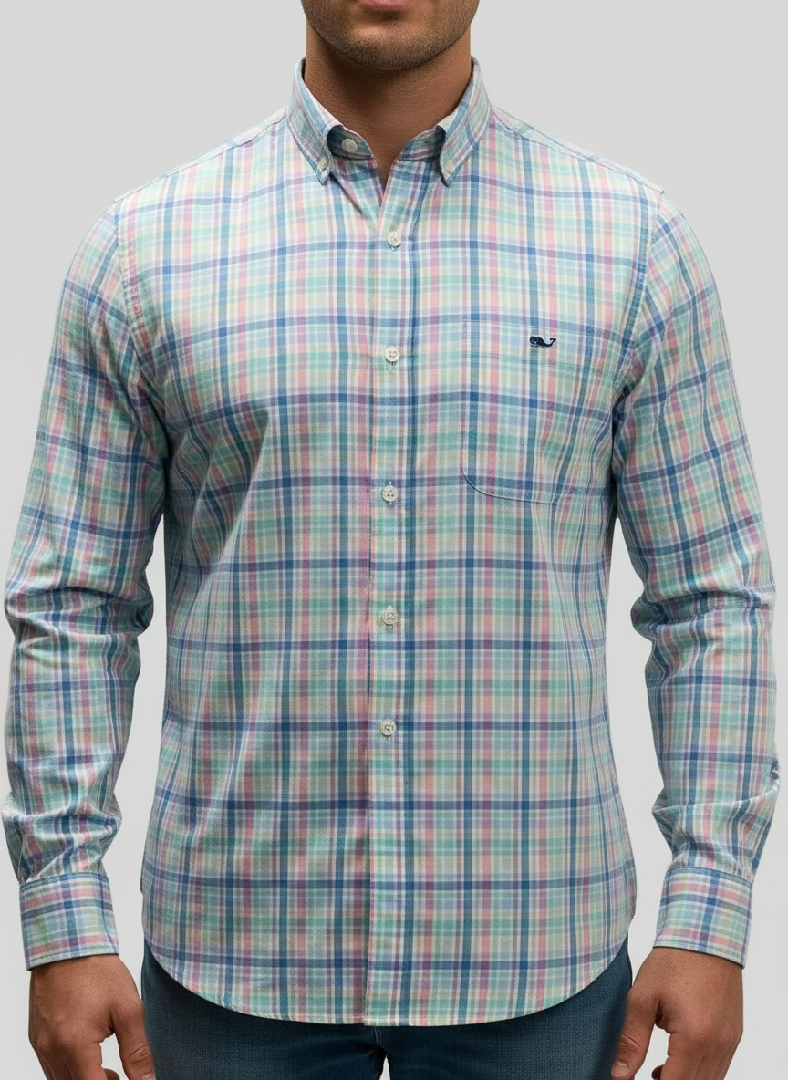 Camisa de botones Vineyard Vines 🐳 color blanco de cuadros en color celeste, azul y rosado Talla S Entalle Slim Fit